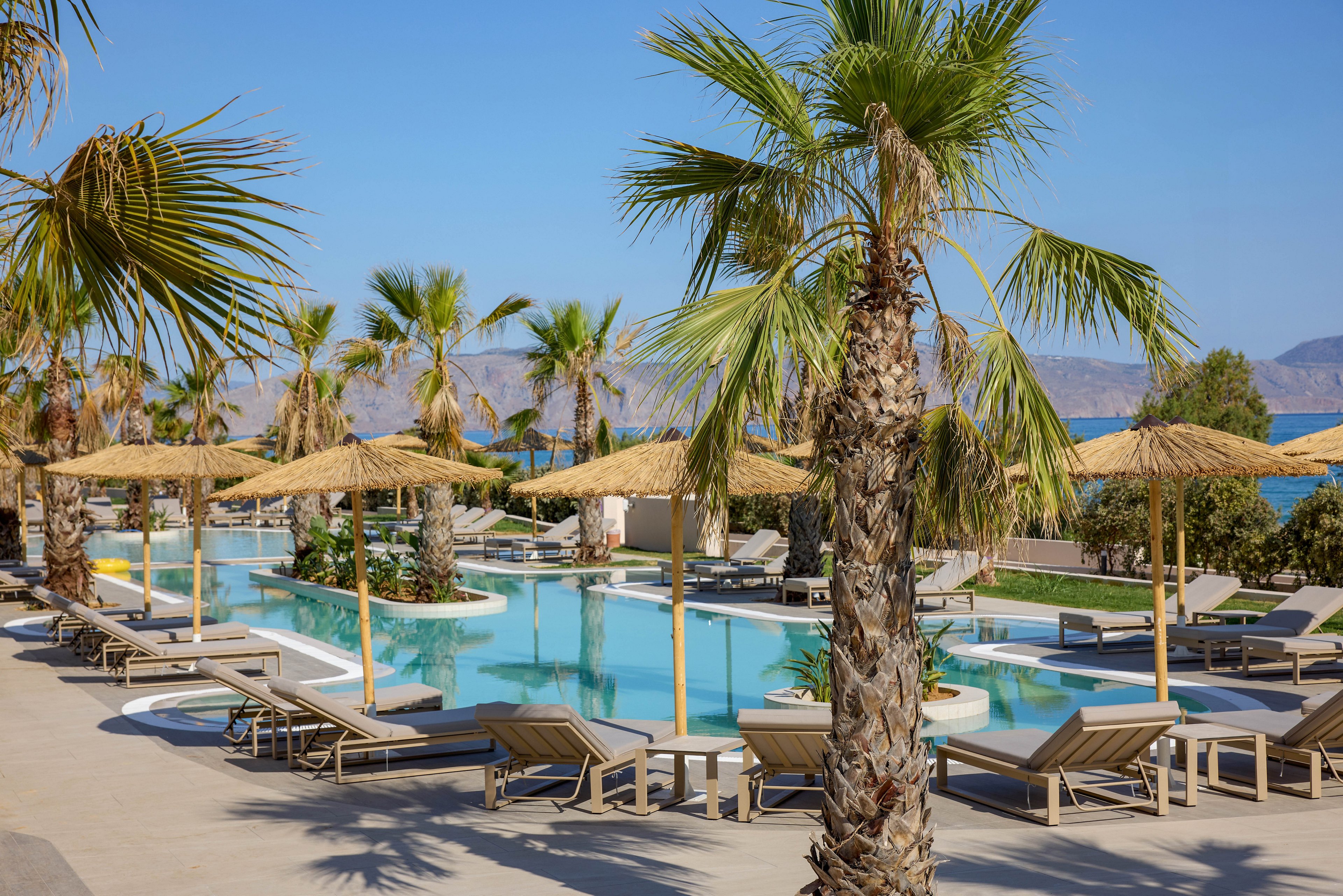 Oros Luxury Beach Resort