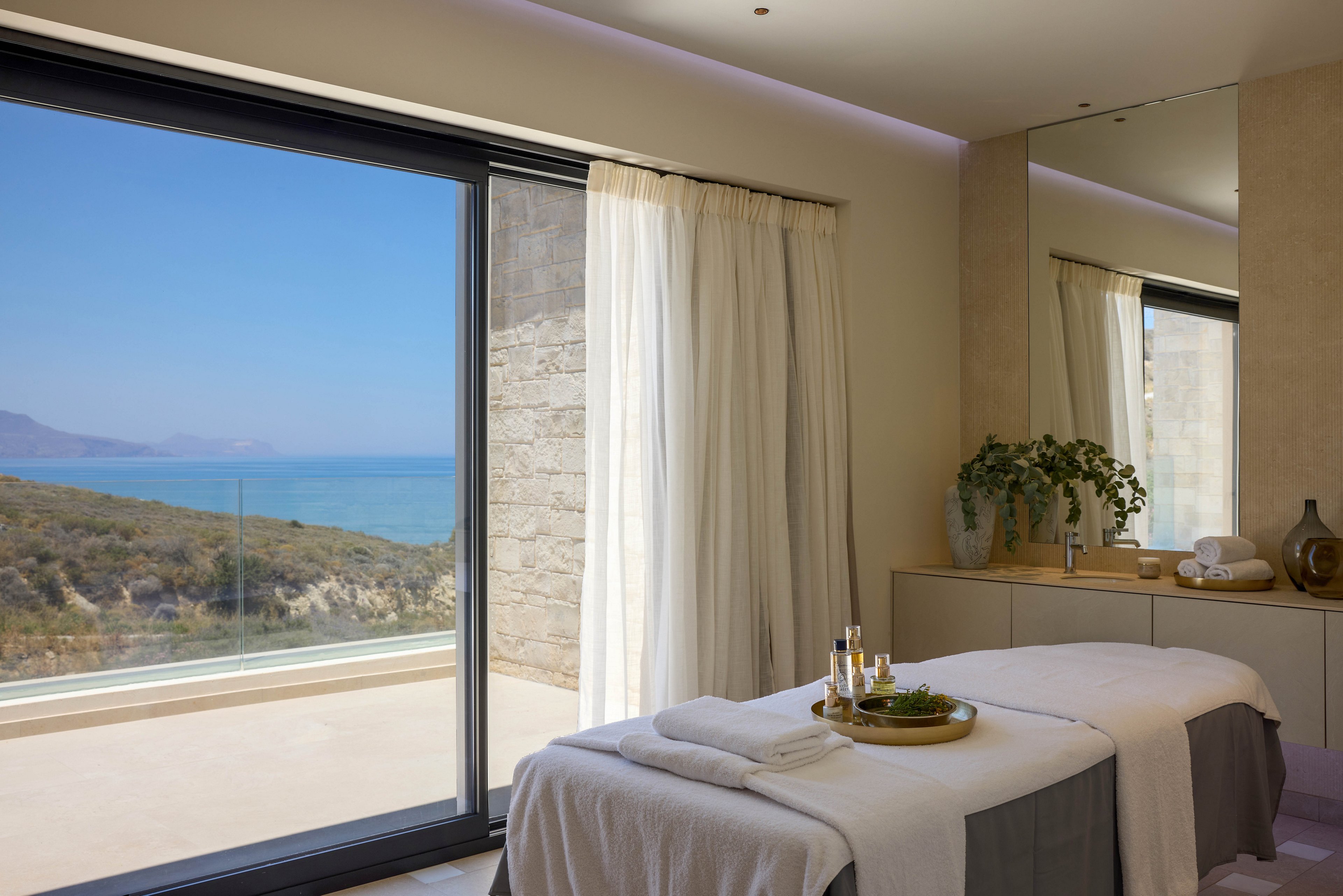 Oros Luxury Beach Resort