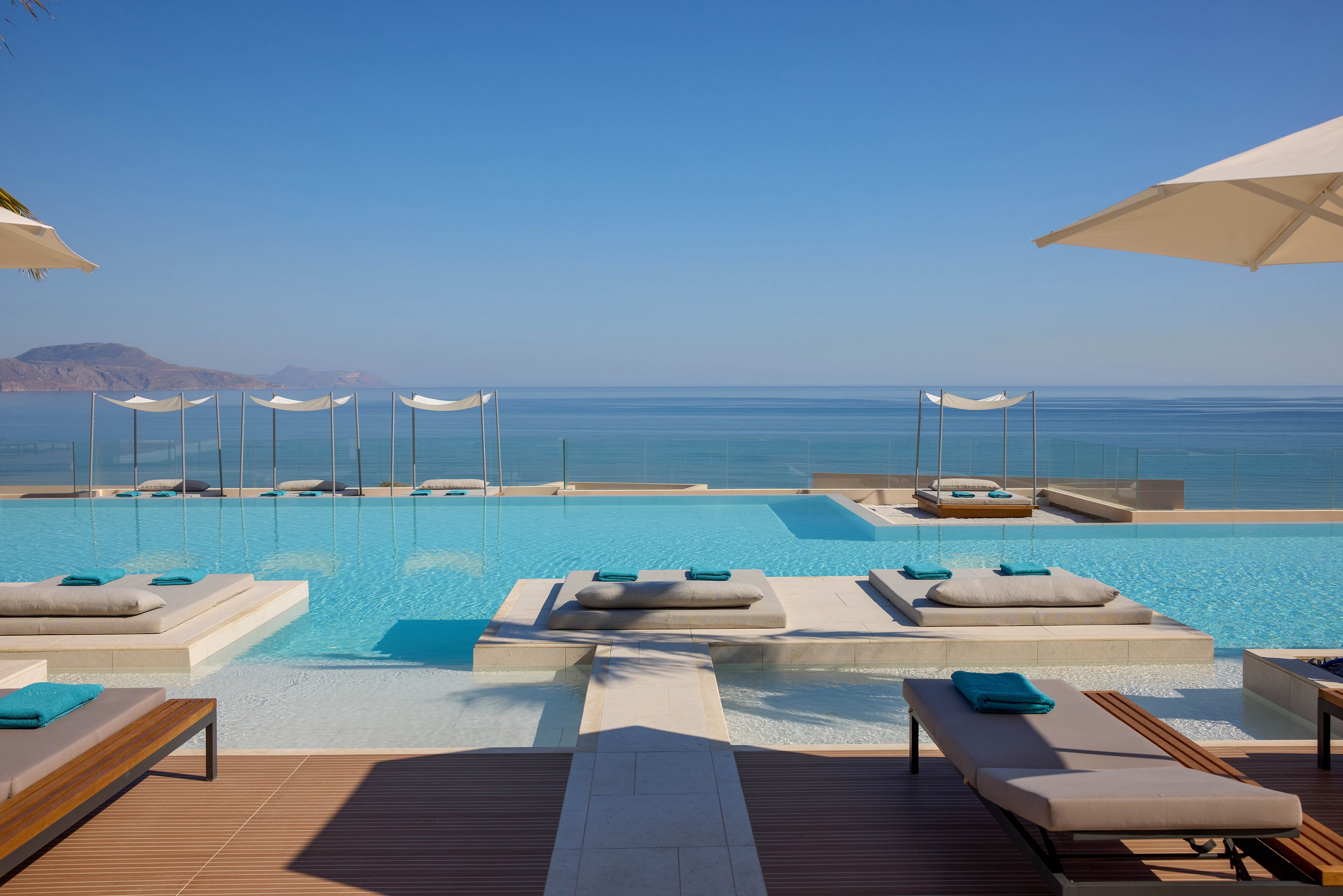 Oros Luxury Beach Resort