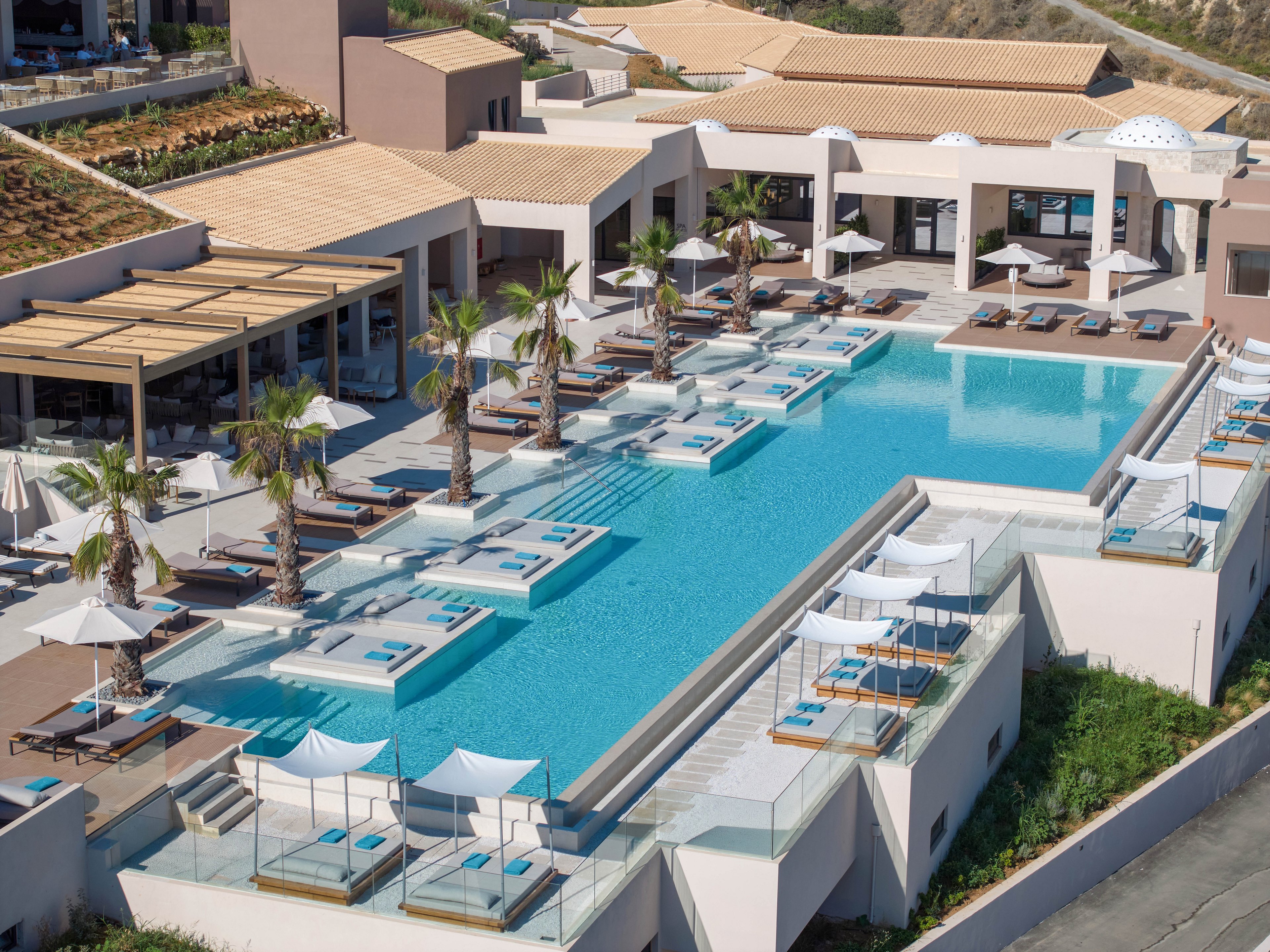 Oros Luxury Beach Resort