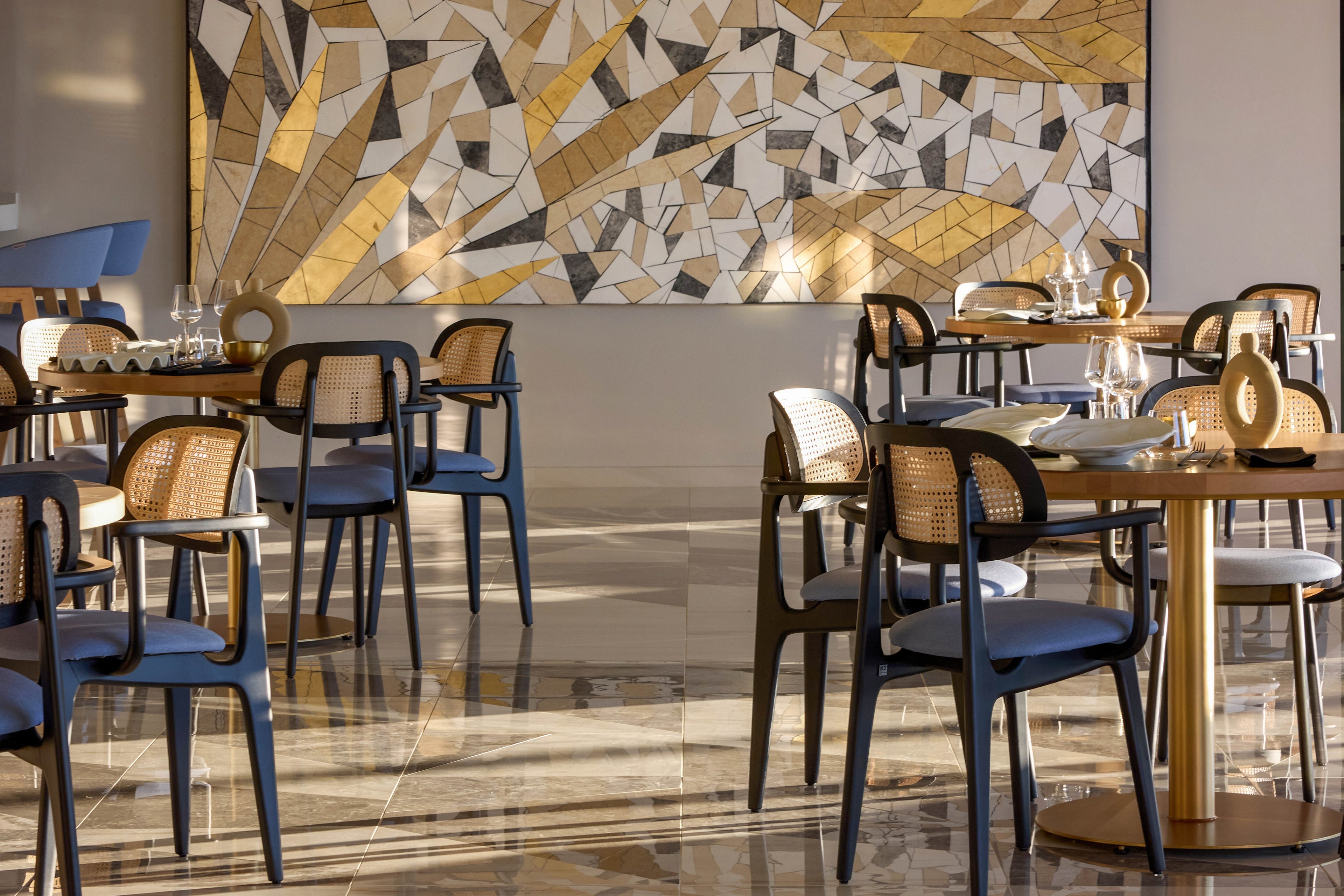 Oros Luxury Beach Resort