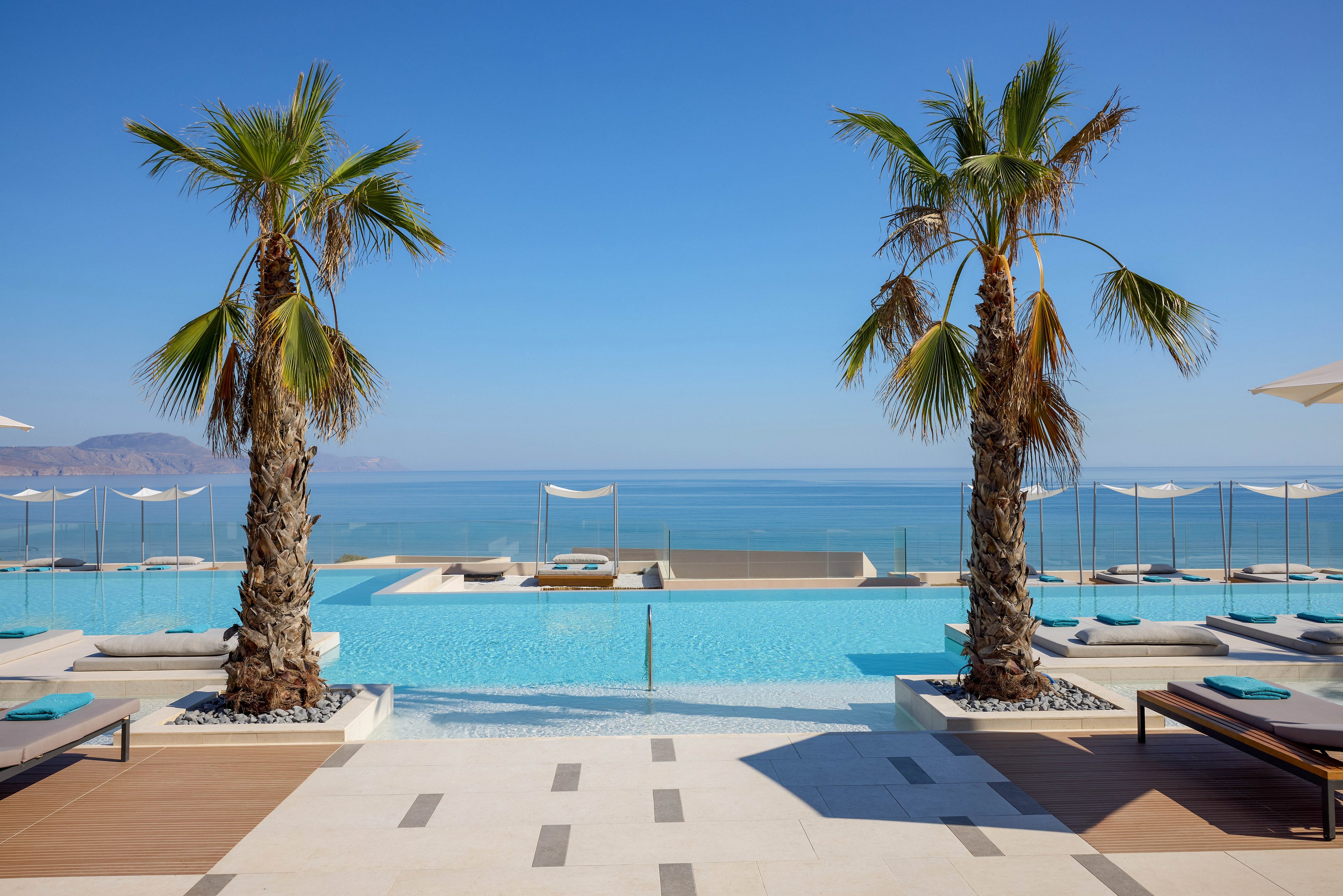 Oros Luxury Beach Resort