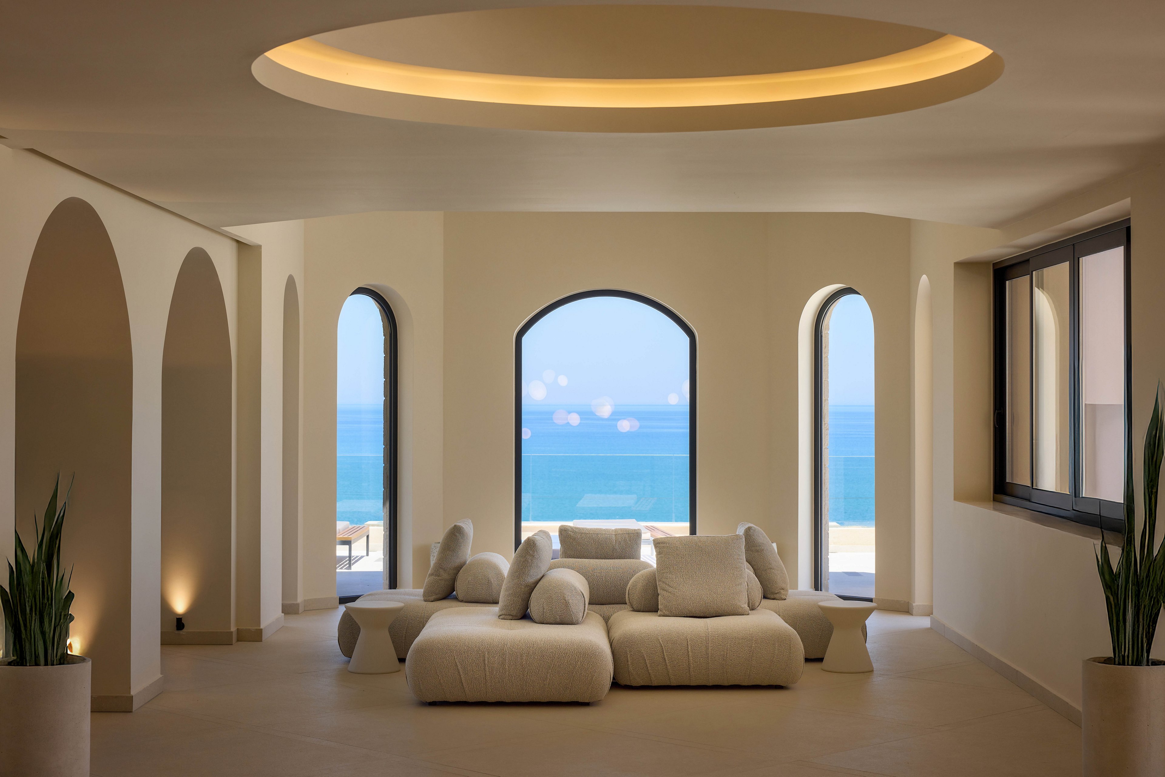 Oros Luxury Beach Resort