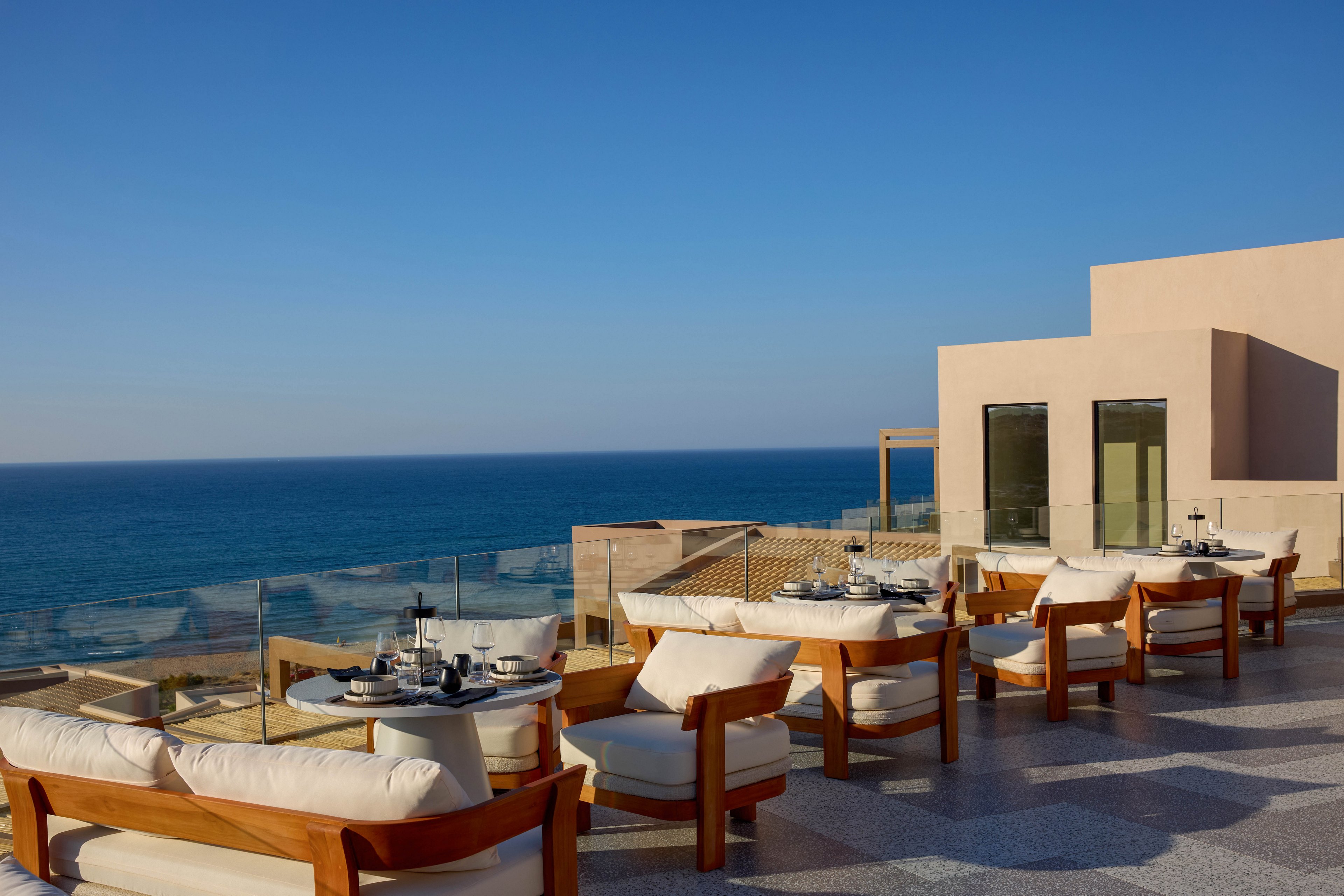 Oros Luxury Beach Resort