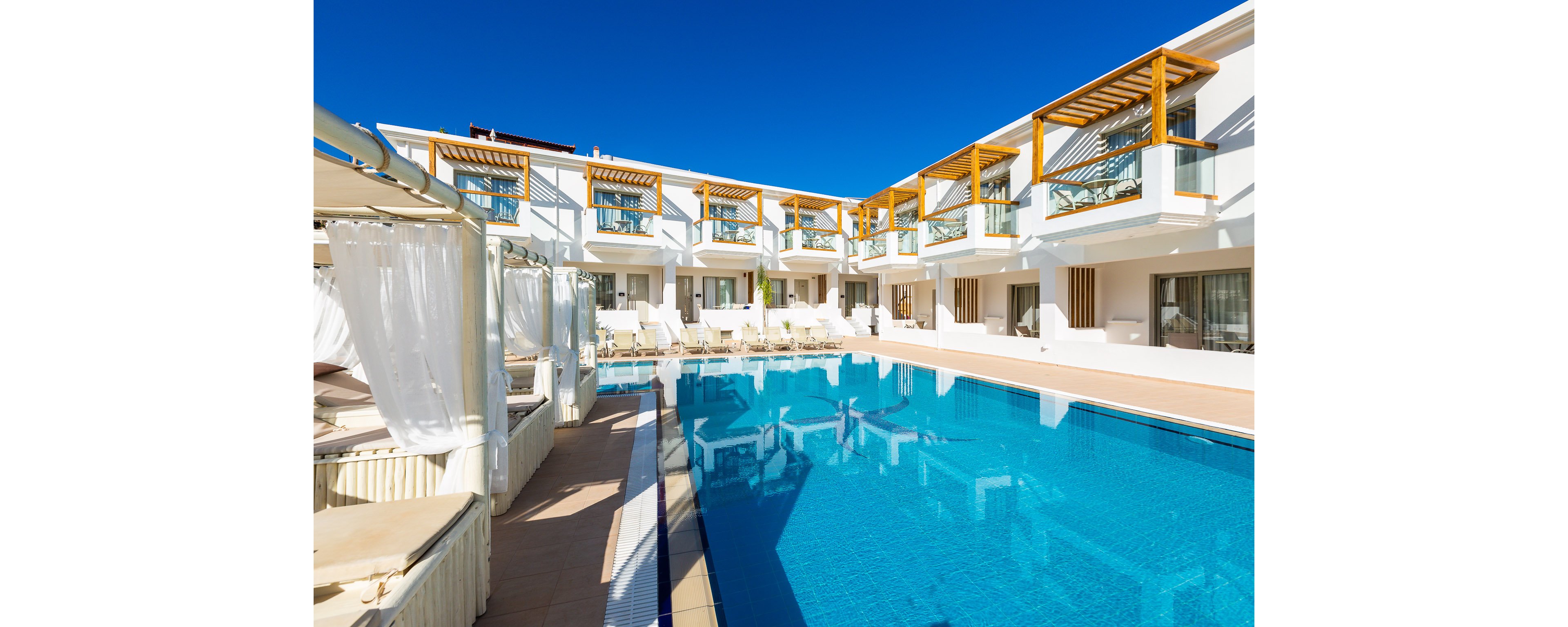 Nostos Beach Boutique Hotel