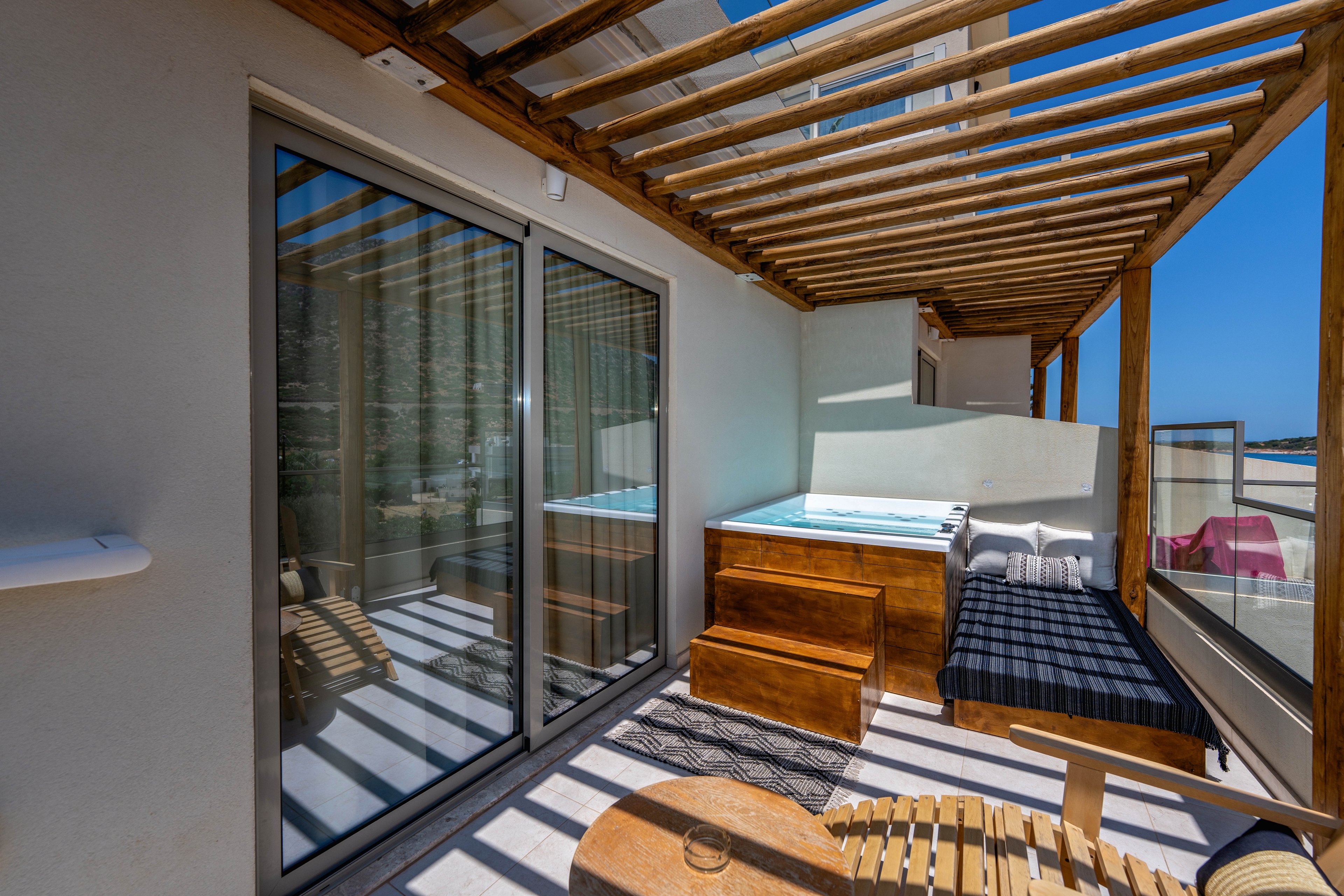 Nostos Beach Boutique Hotel