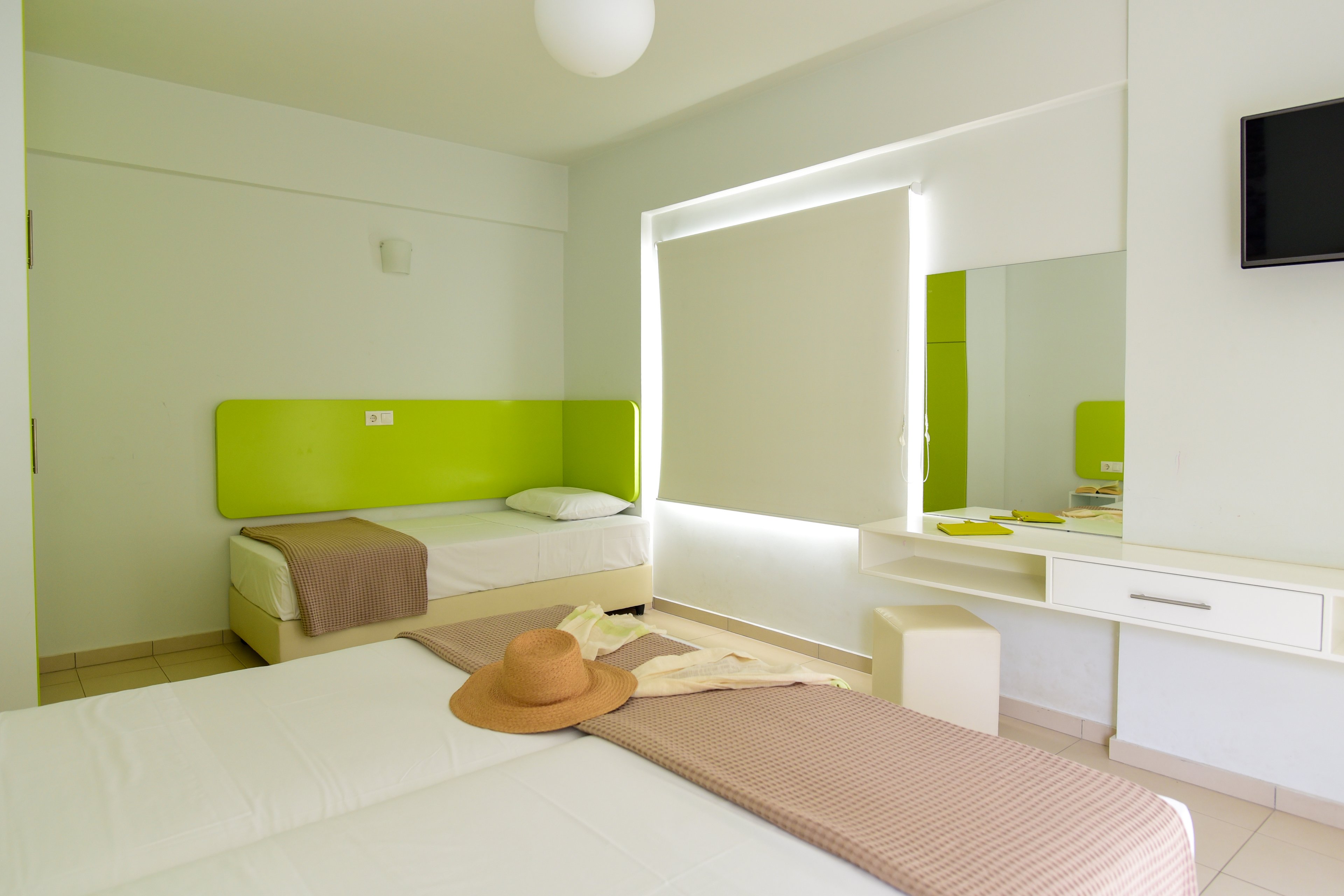 Blue Horizon Apartments