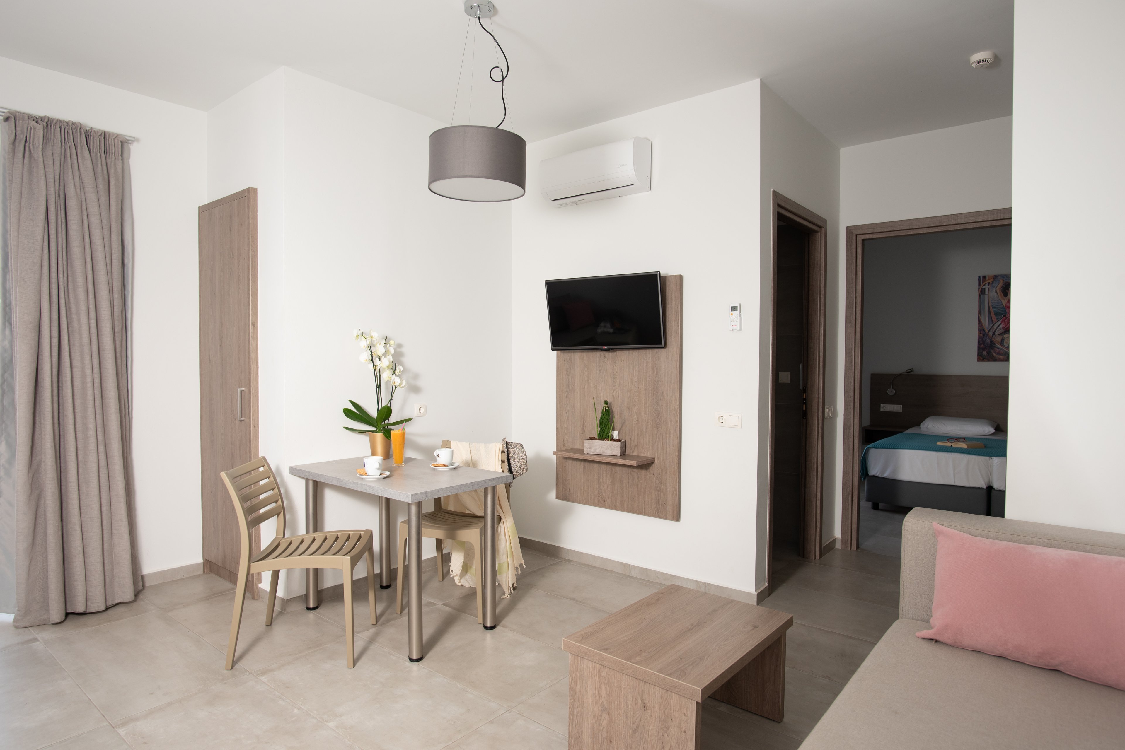 Blue Horizon Apartments