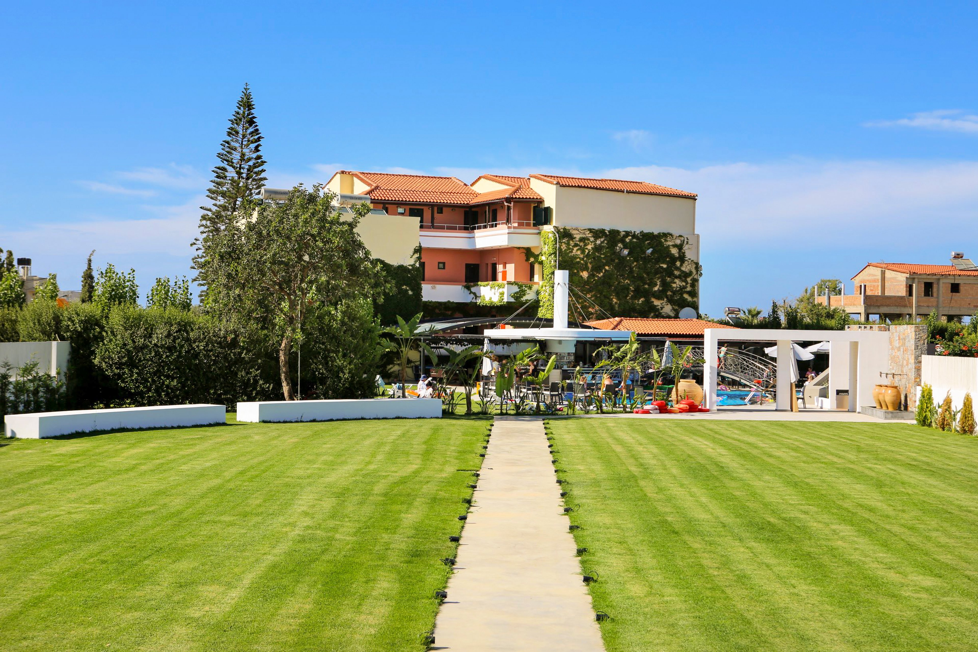 MariGianna Apartments