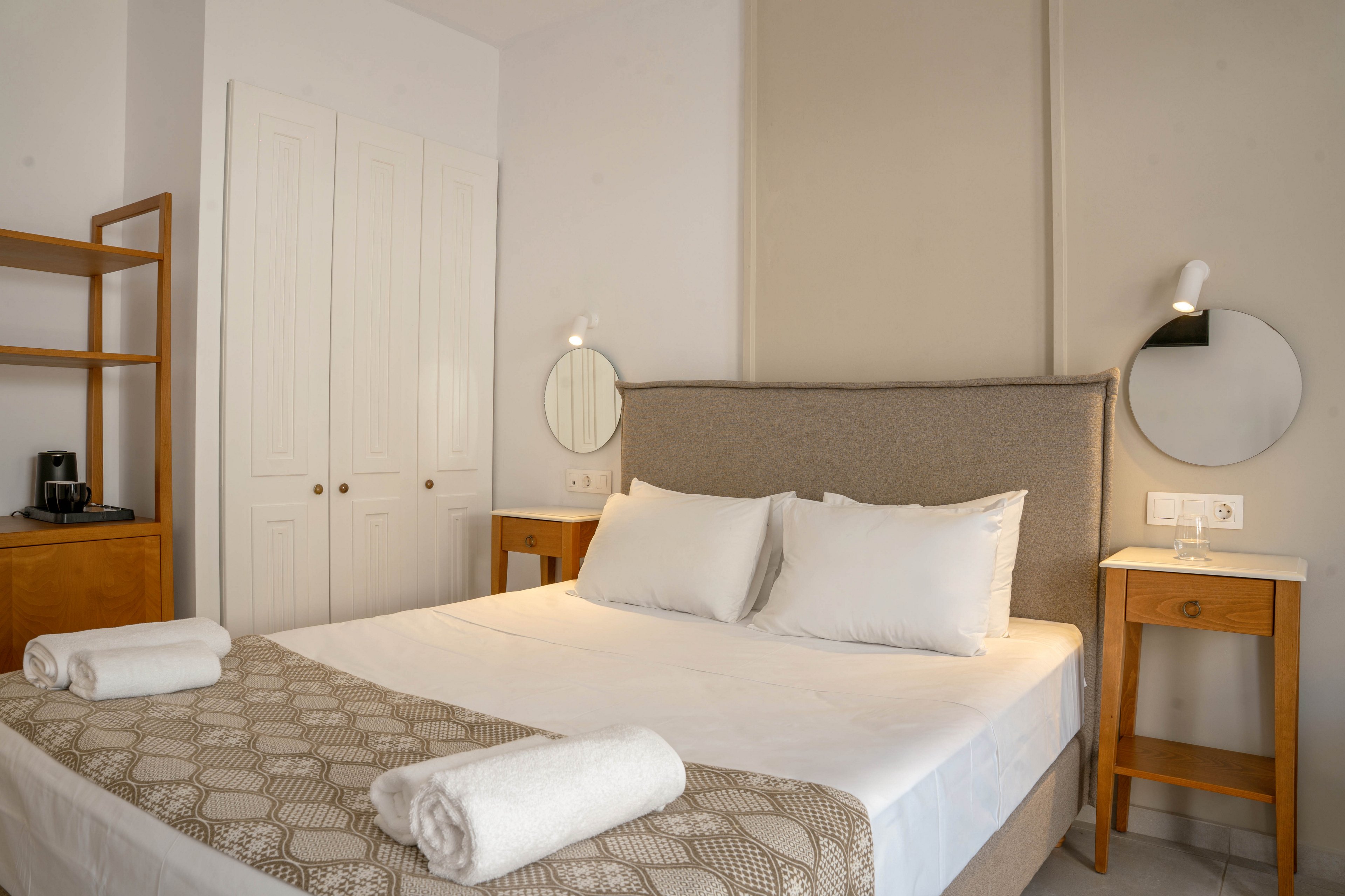 Nami Hotel & Suites