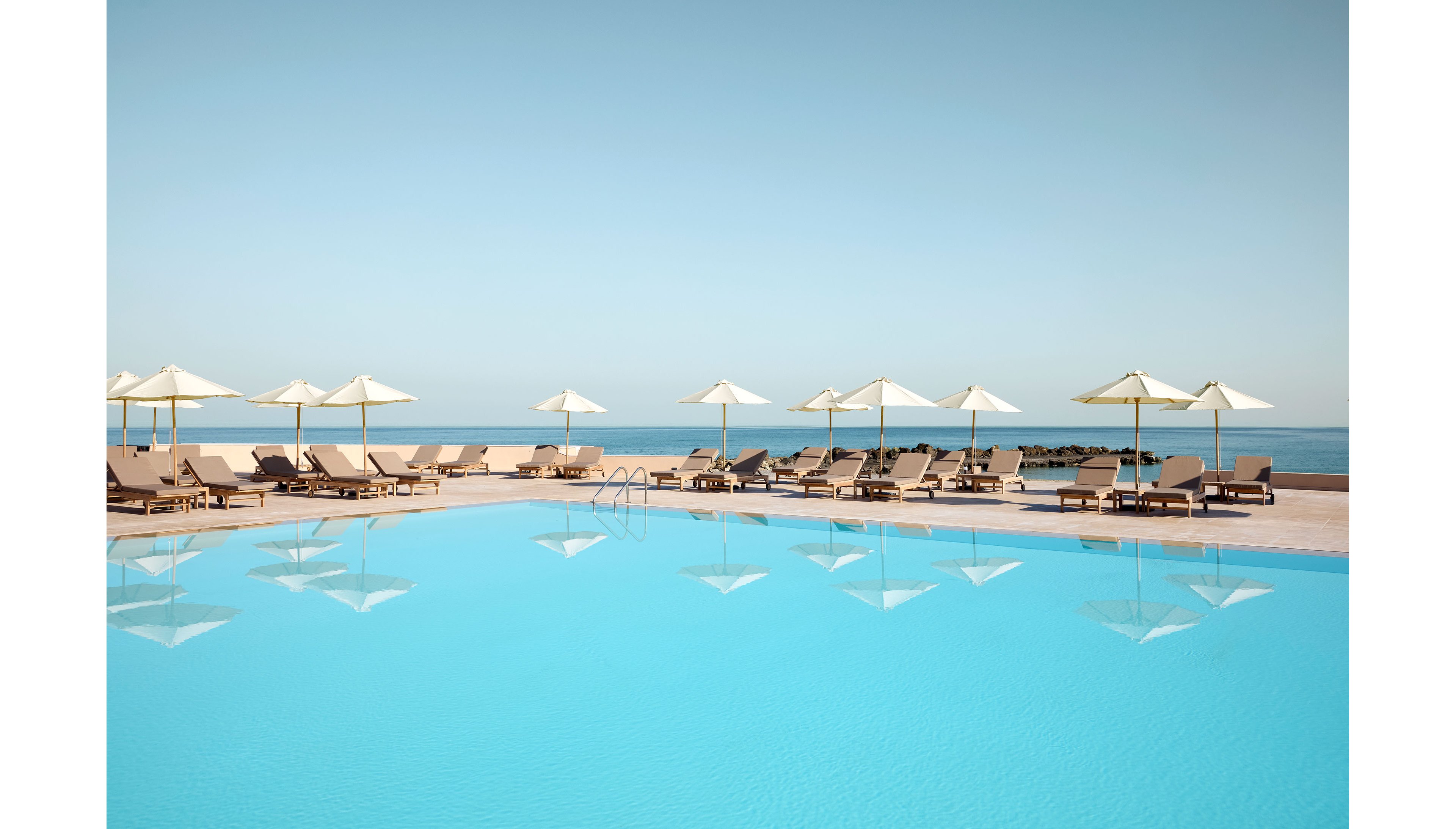 Rocrita Lifestyle Beach Resort