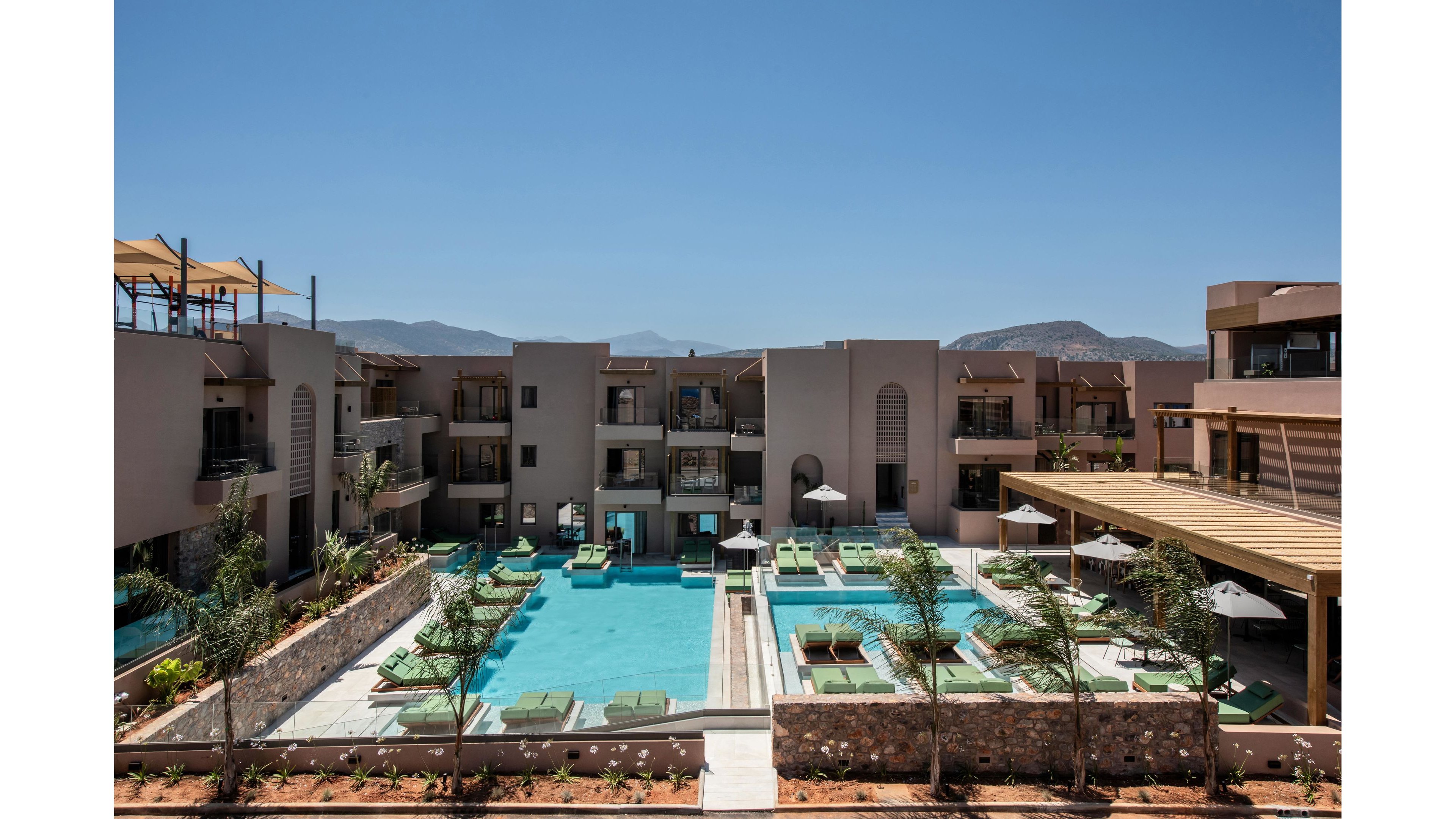 Paralos Venus Suites