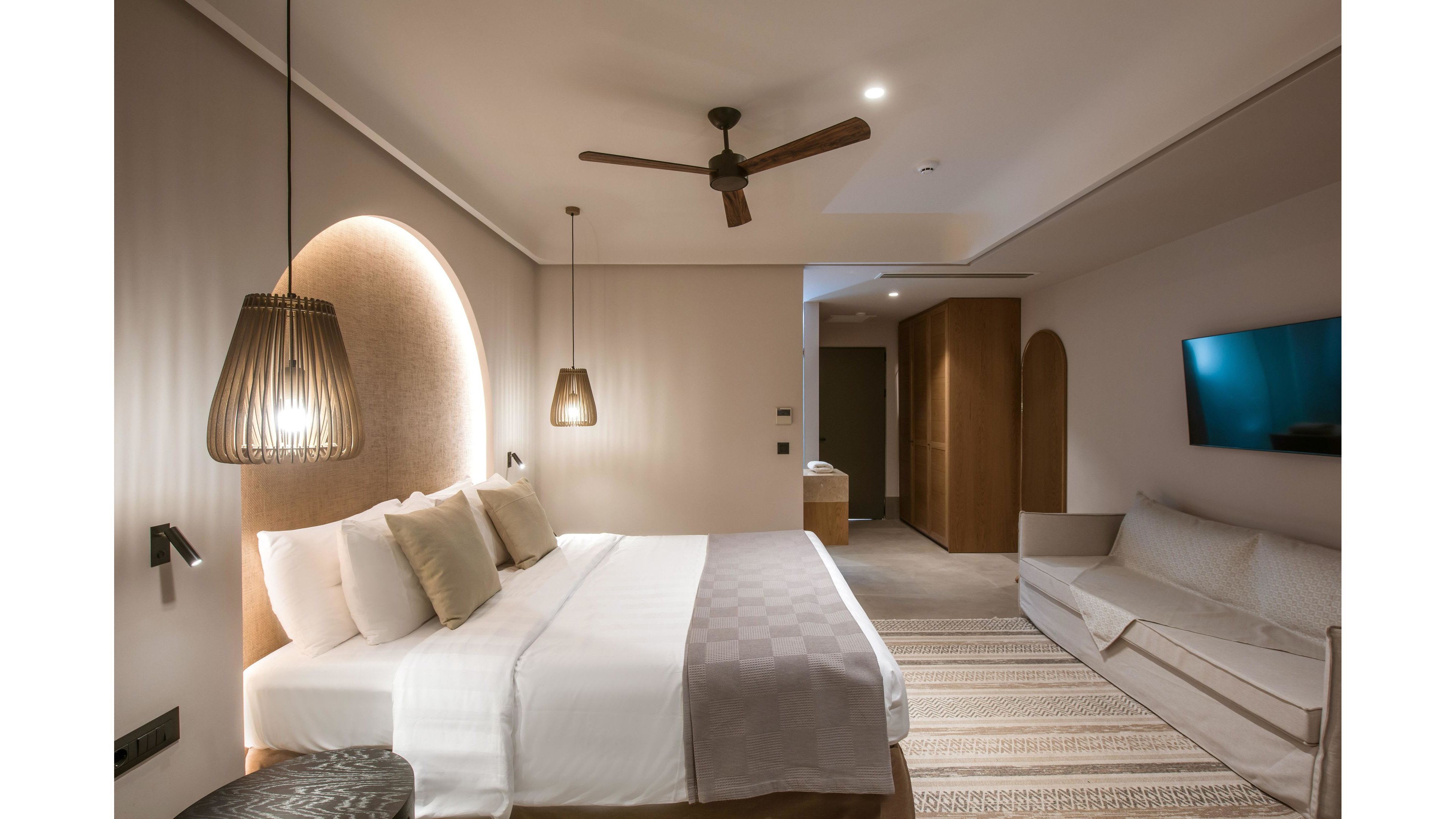 Paralos Venus Suites