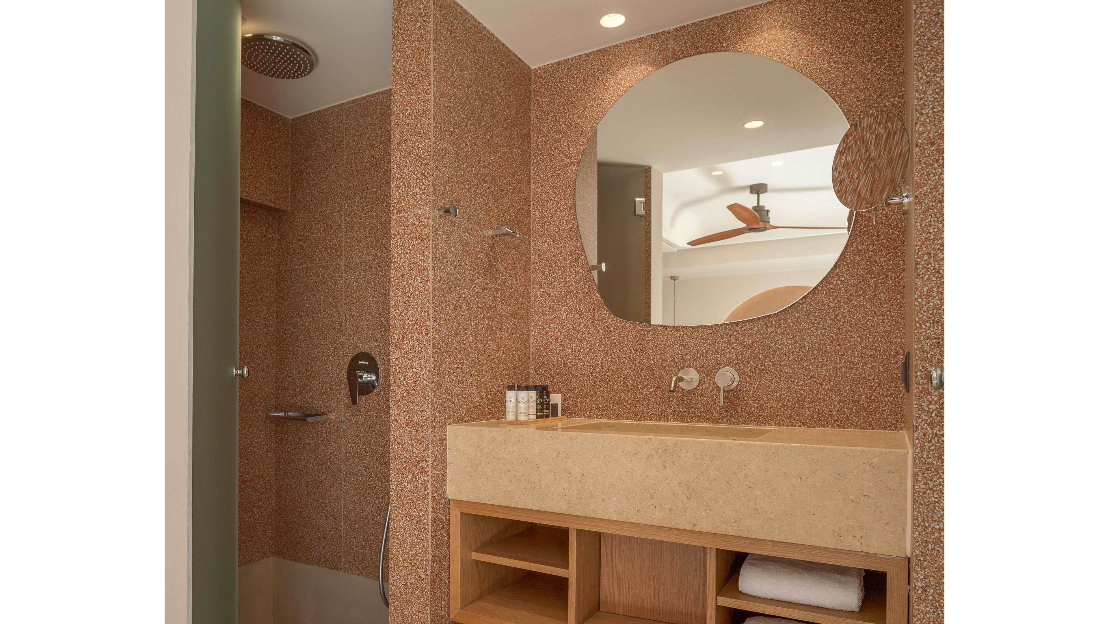 Paralos Venus Suites