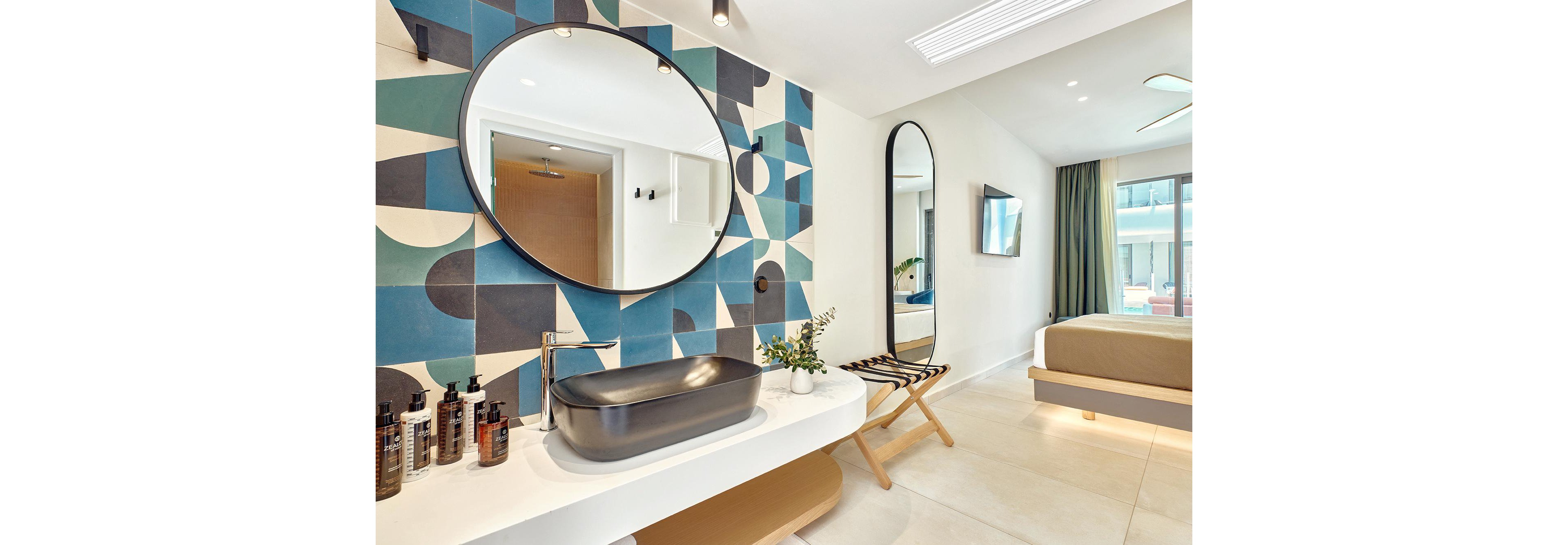 Paralos Kosta Alimia