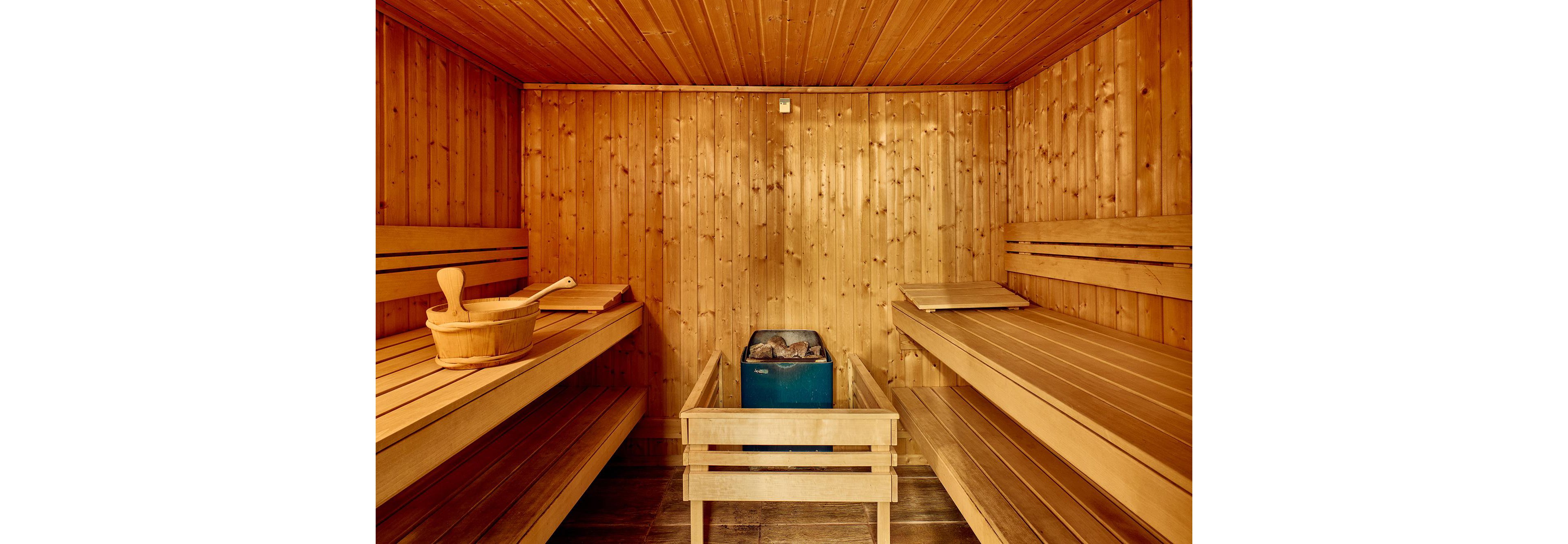 Paralos Kosta Alimia