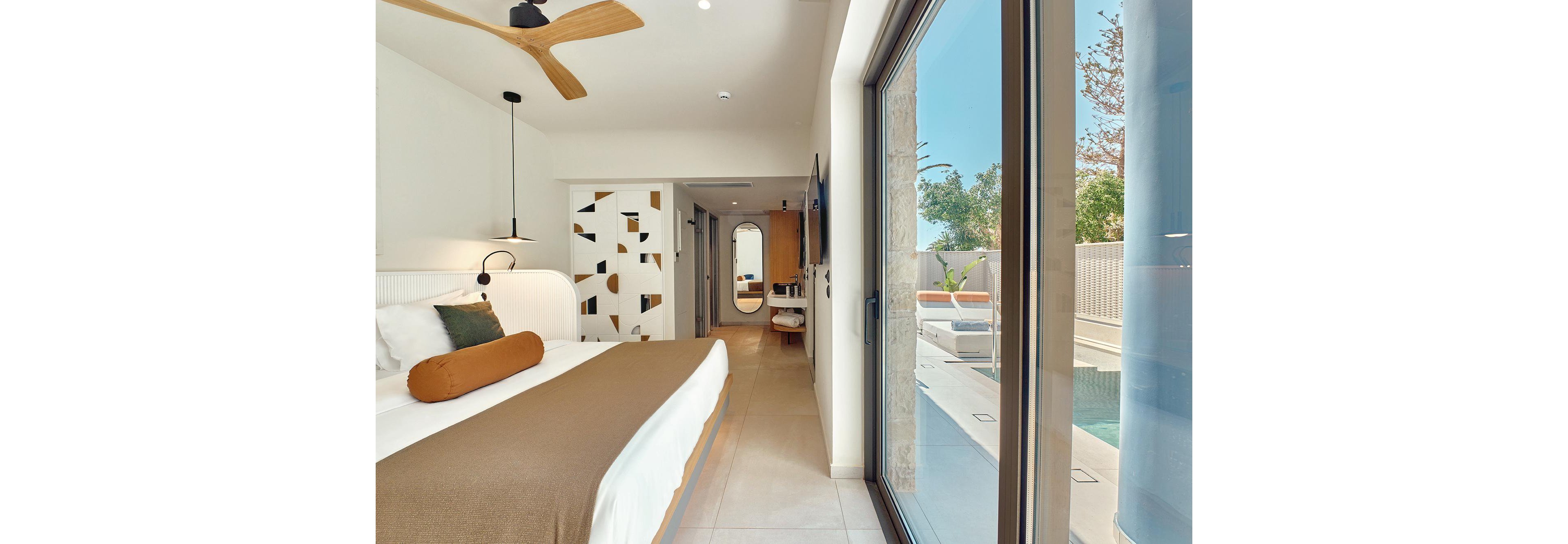 Paralos Kosta Alimia