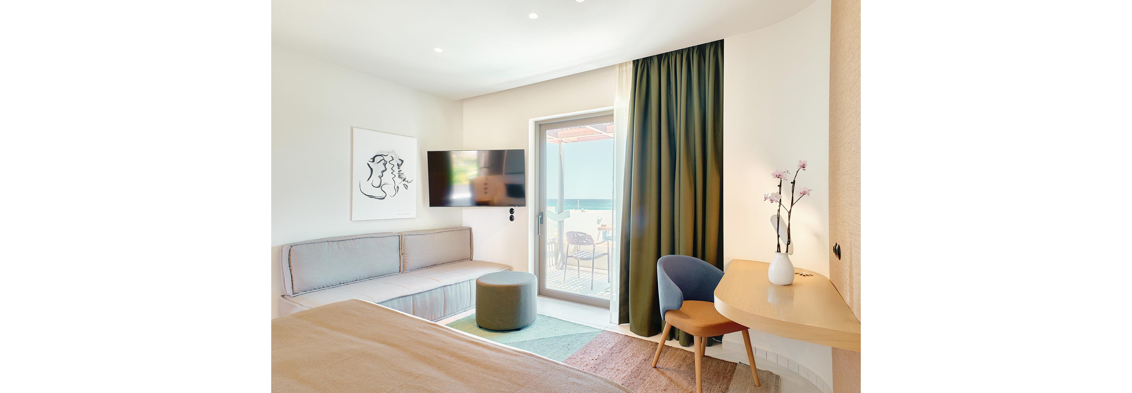 Paralos Kosta Alimia