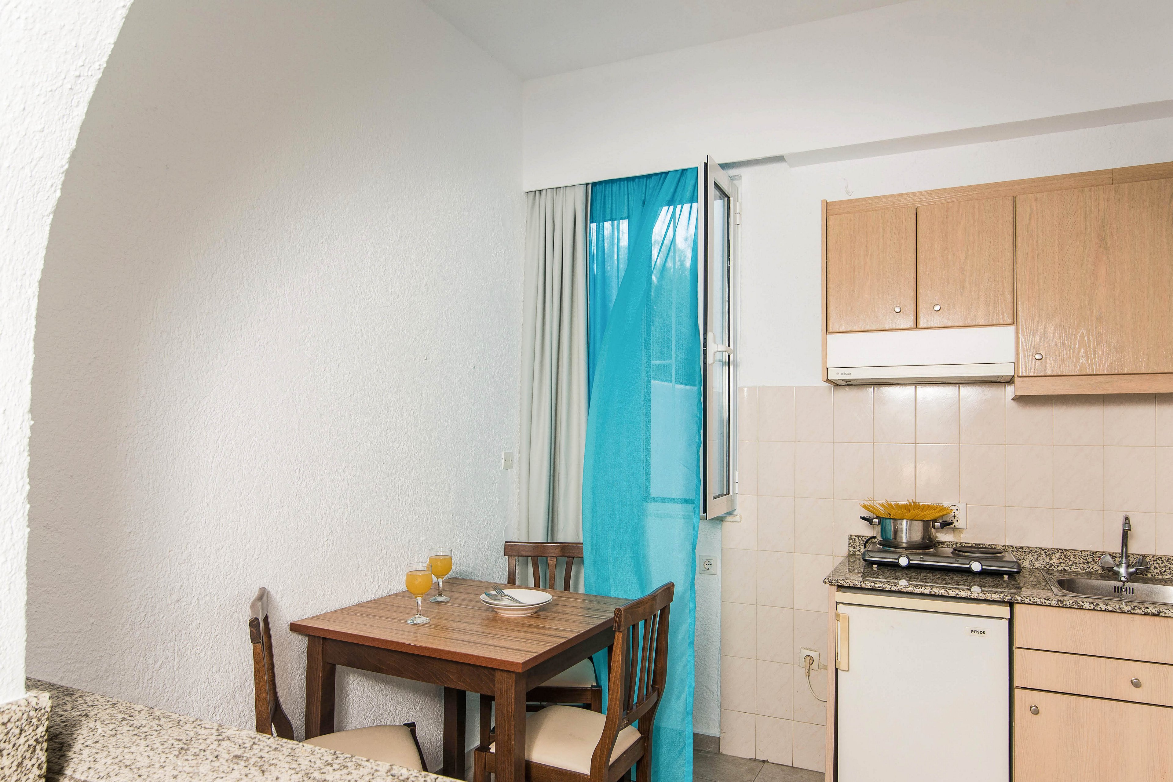 Ibiscus Apartments