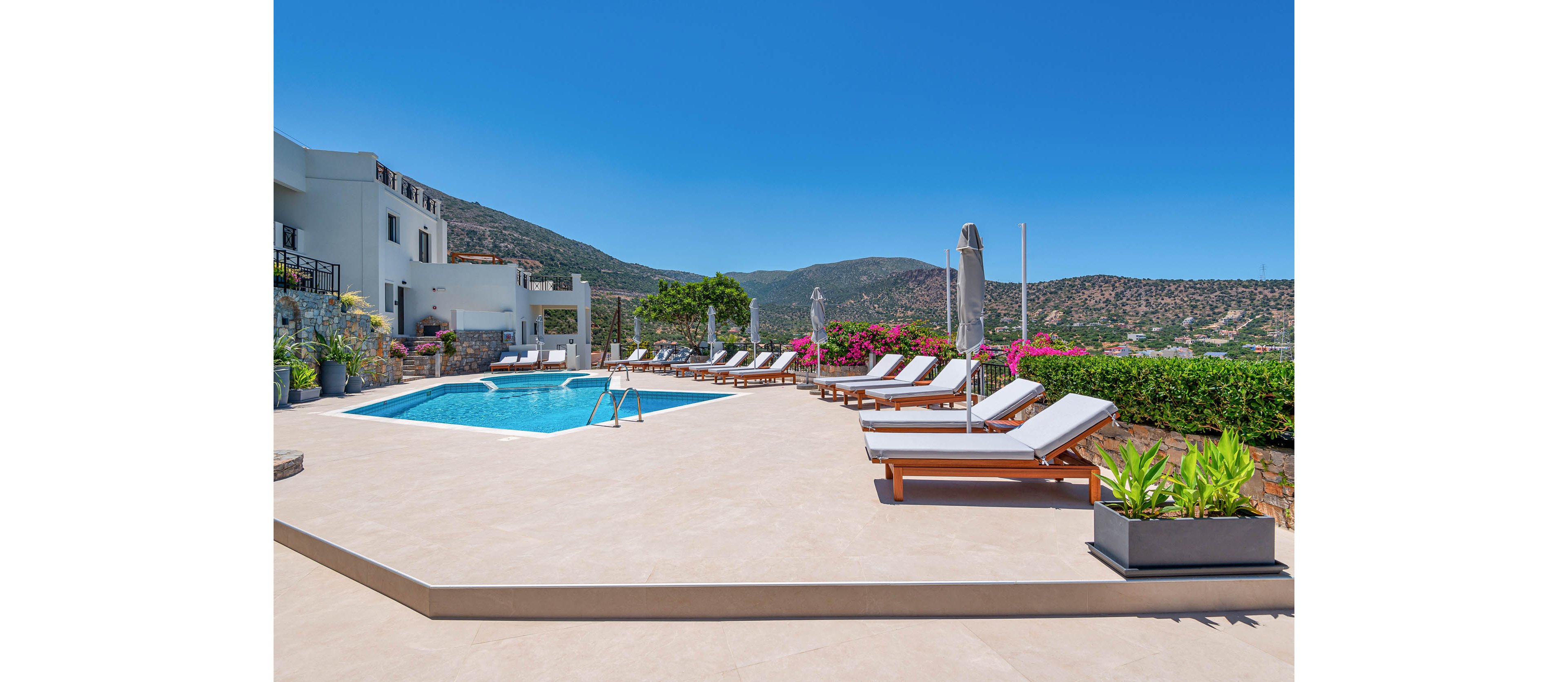 Minois Boutique Hotel