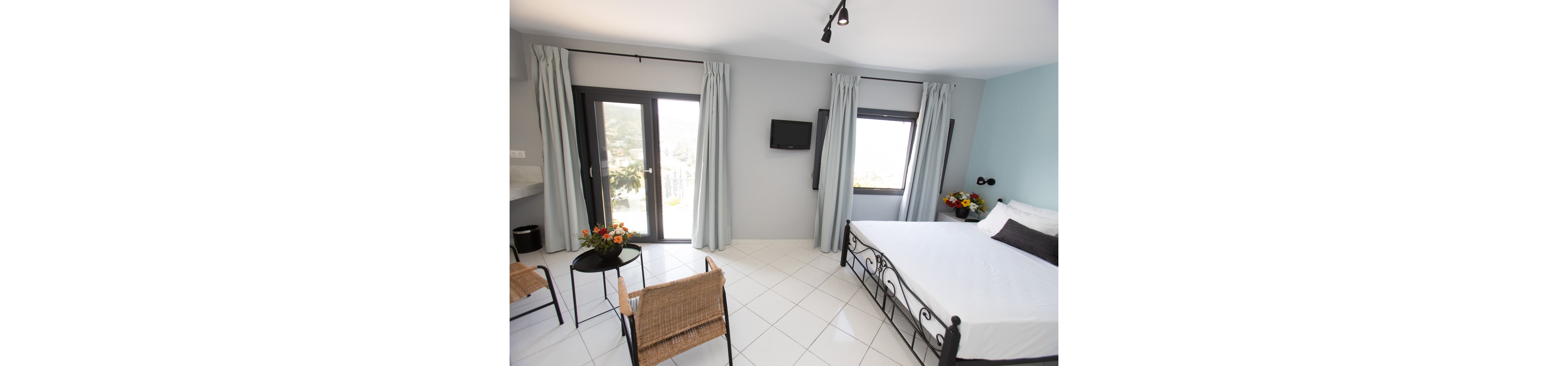 Minois Boutique Hotel