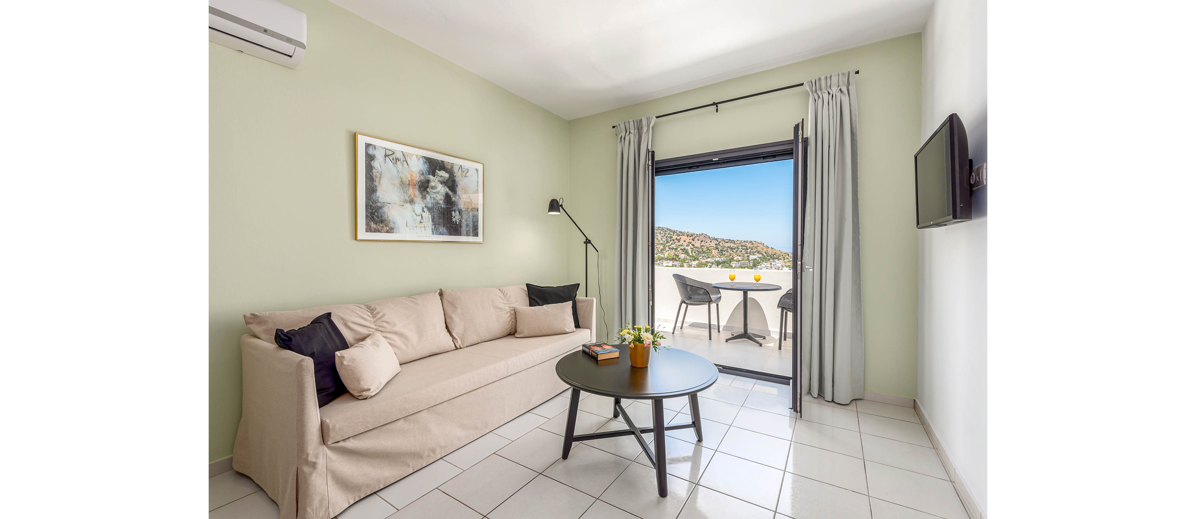 Minois Boutique Hotel