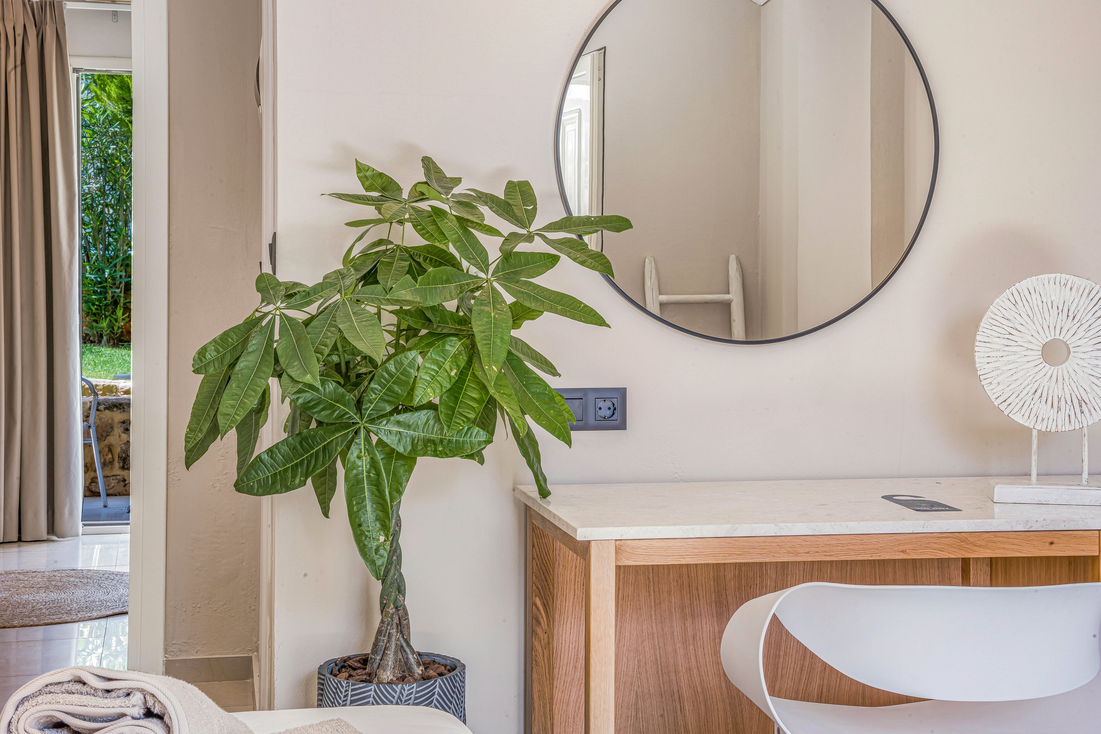 Notos Heights Hotel & Suites