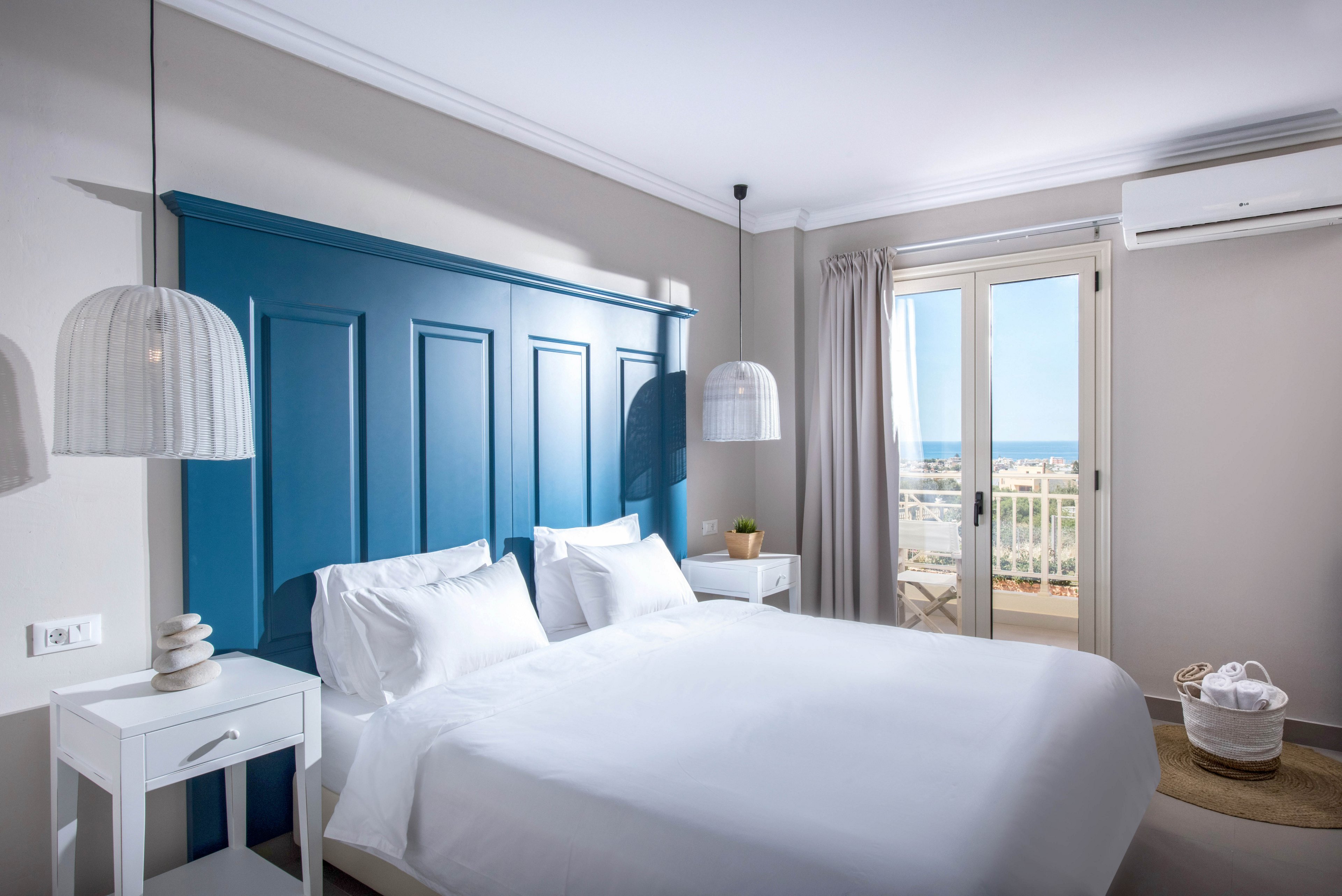 Notos Heights Hotel & Suites