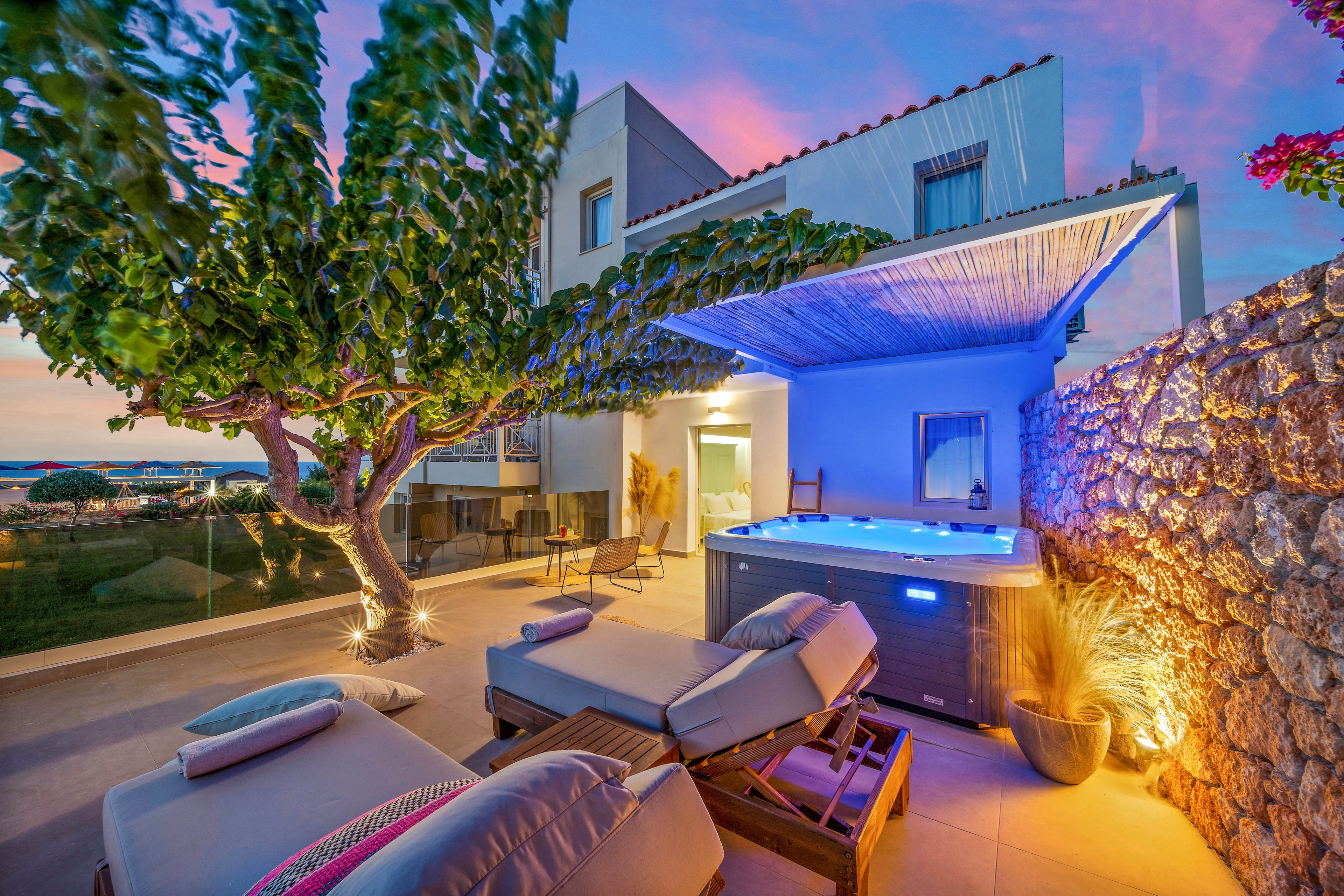 Notos Heights Hotel & Suites