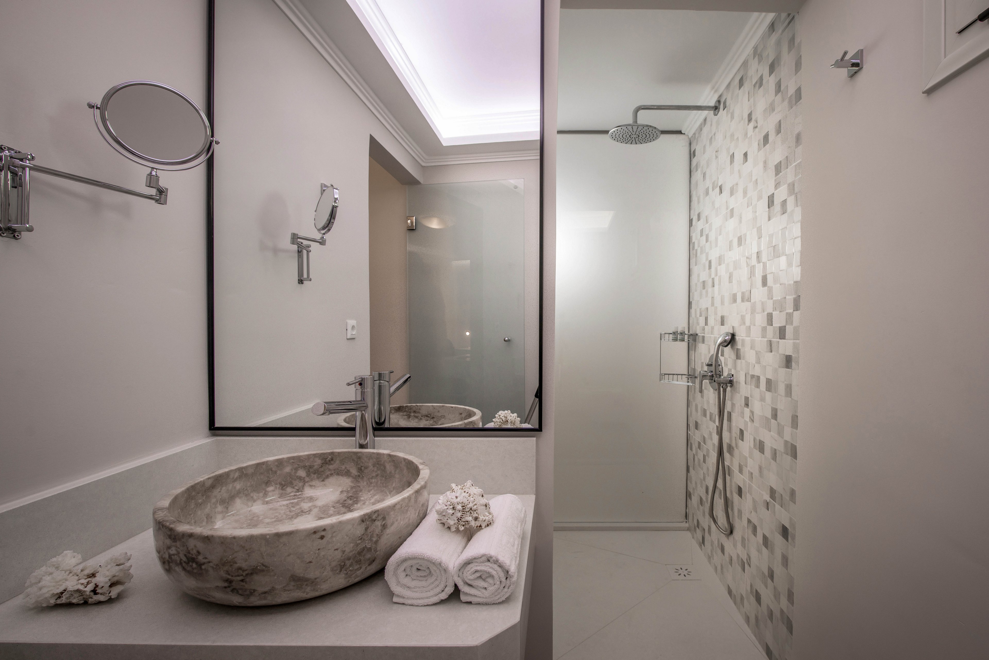 Notos Heights Hotel & Suites