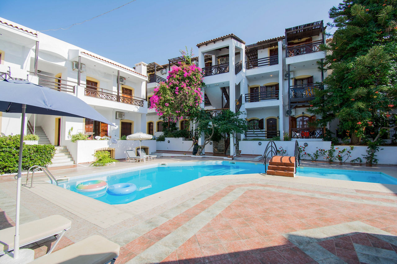 Rena Apartments by Checkin