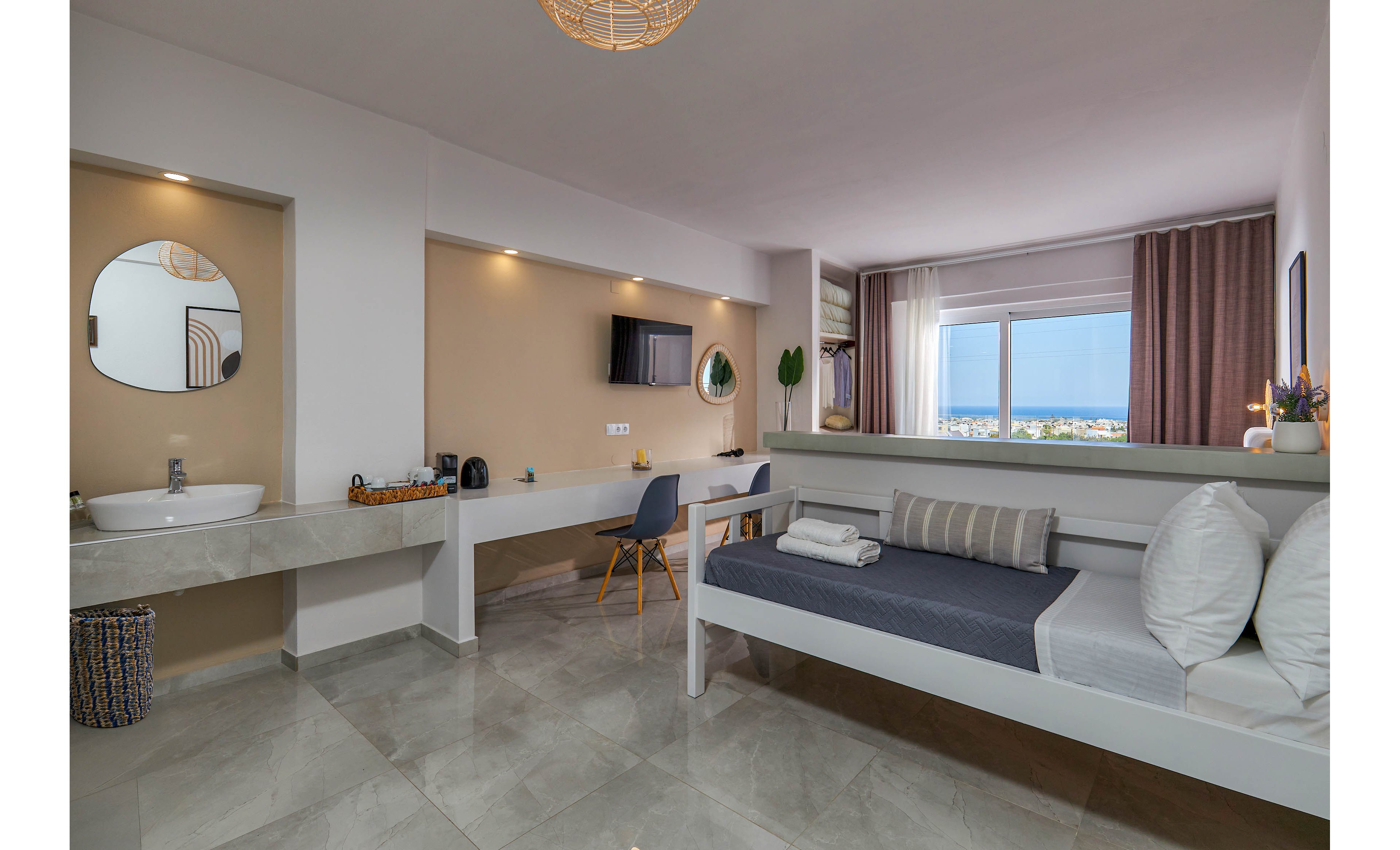 Mila Malia Suites