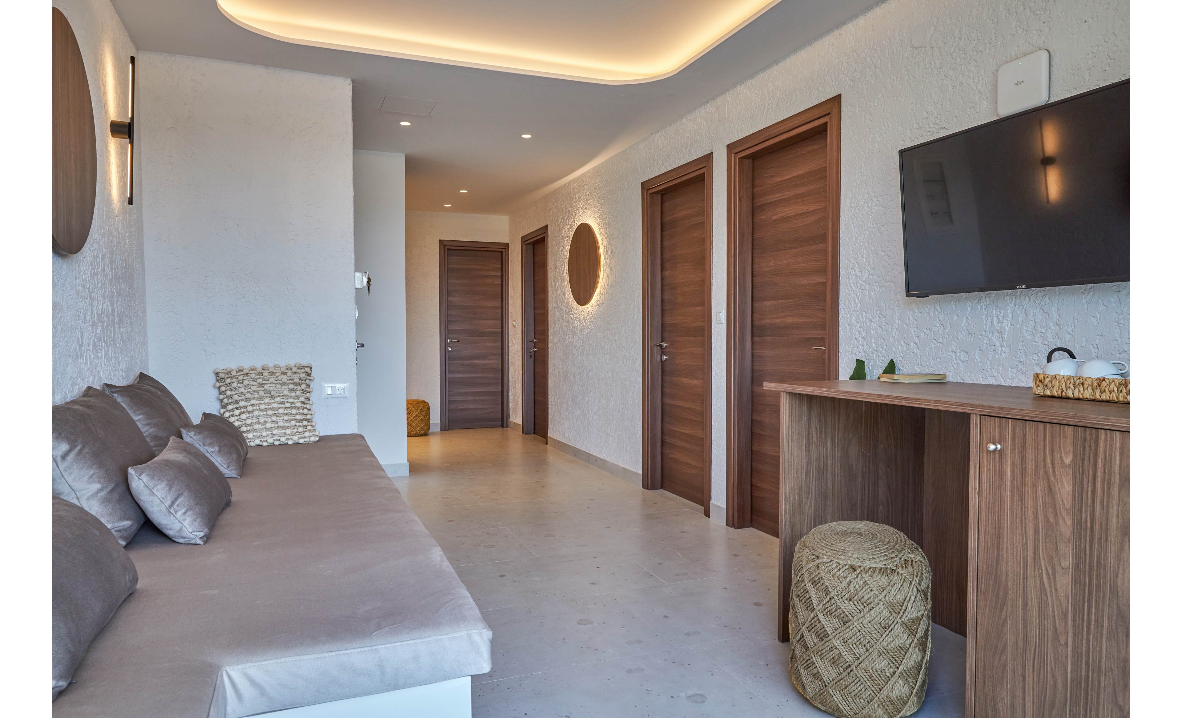 Mila Malia Suites