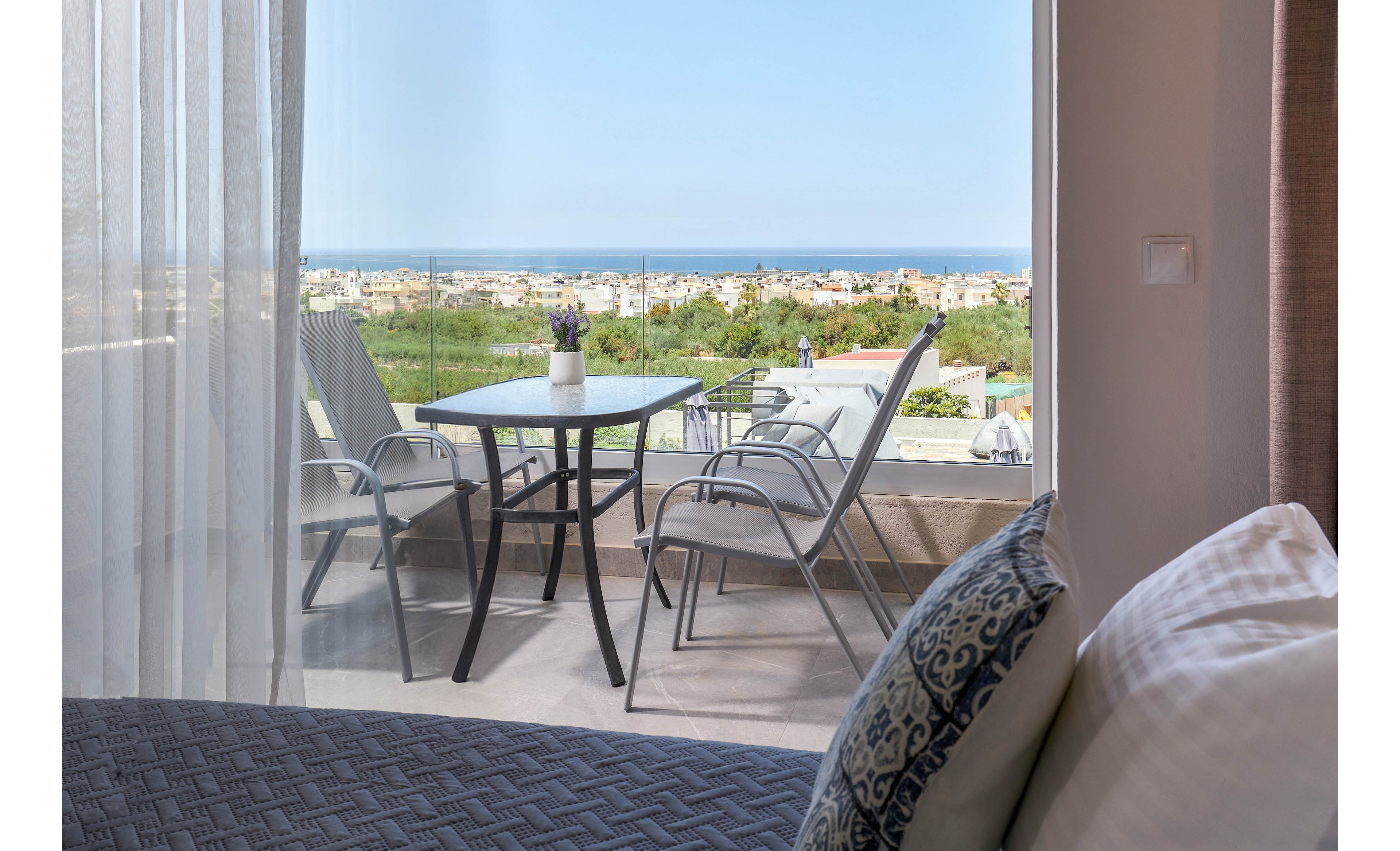 Mila Malia Suites