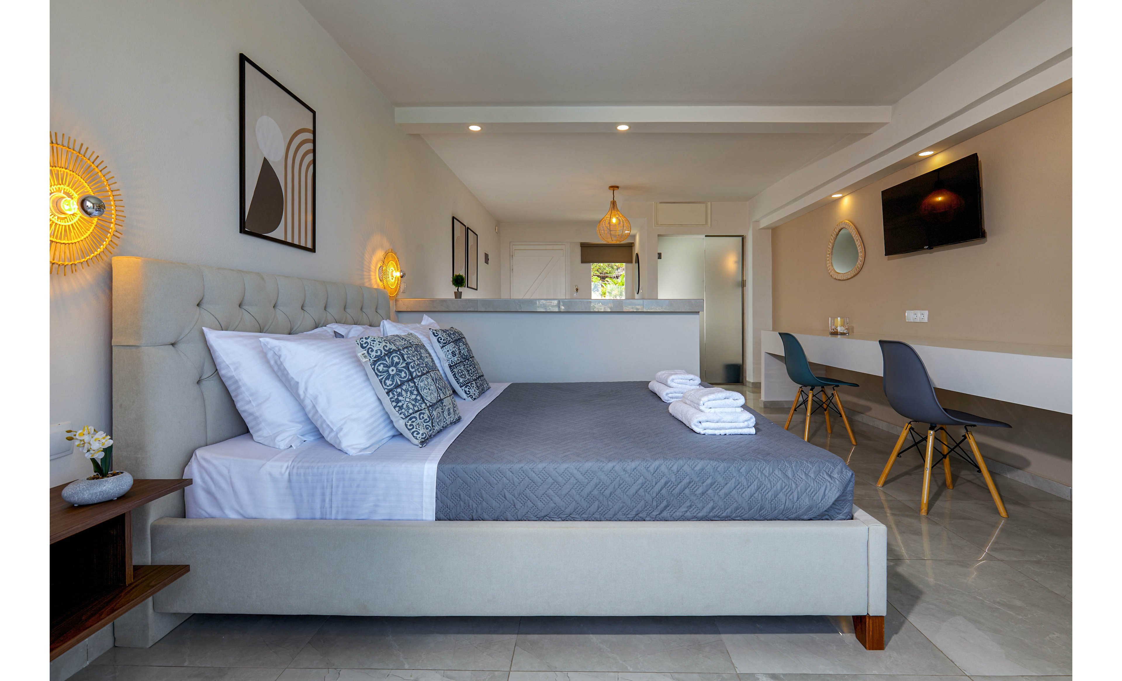 Mila Malia Suites