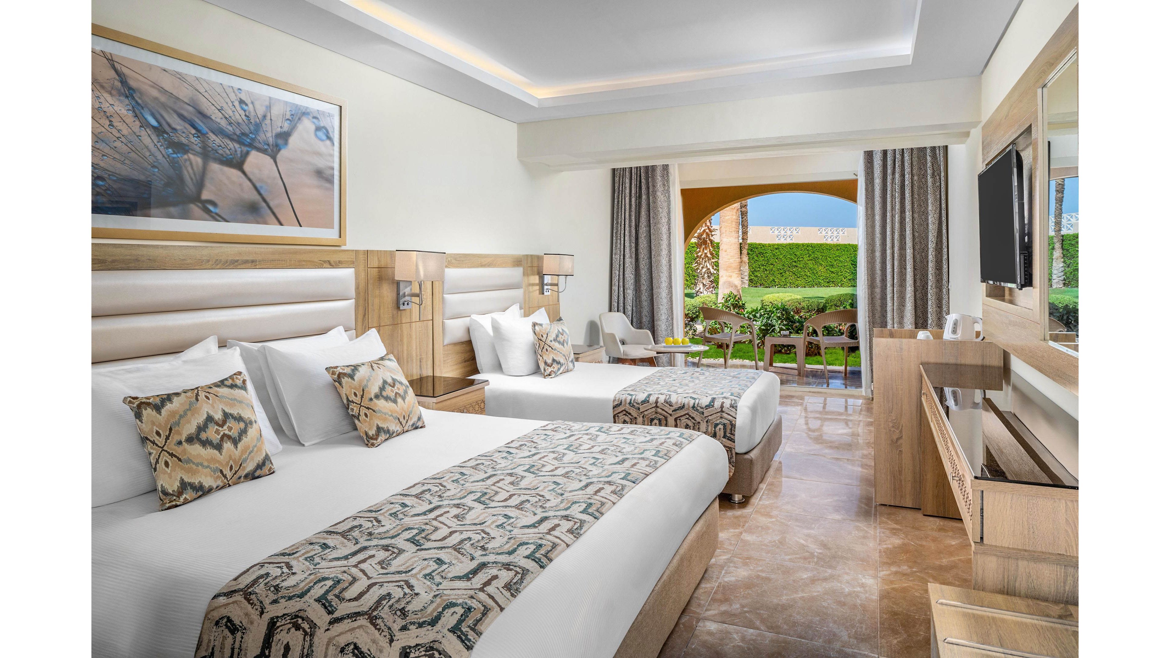 Beach Albatros Resort