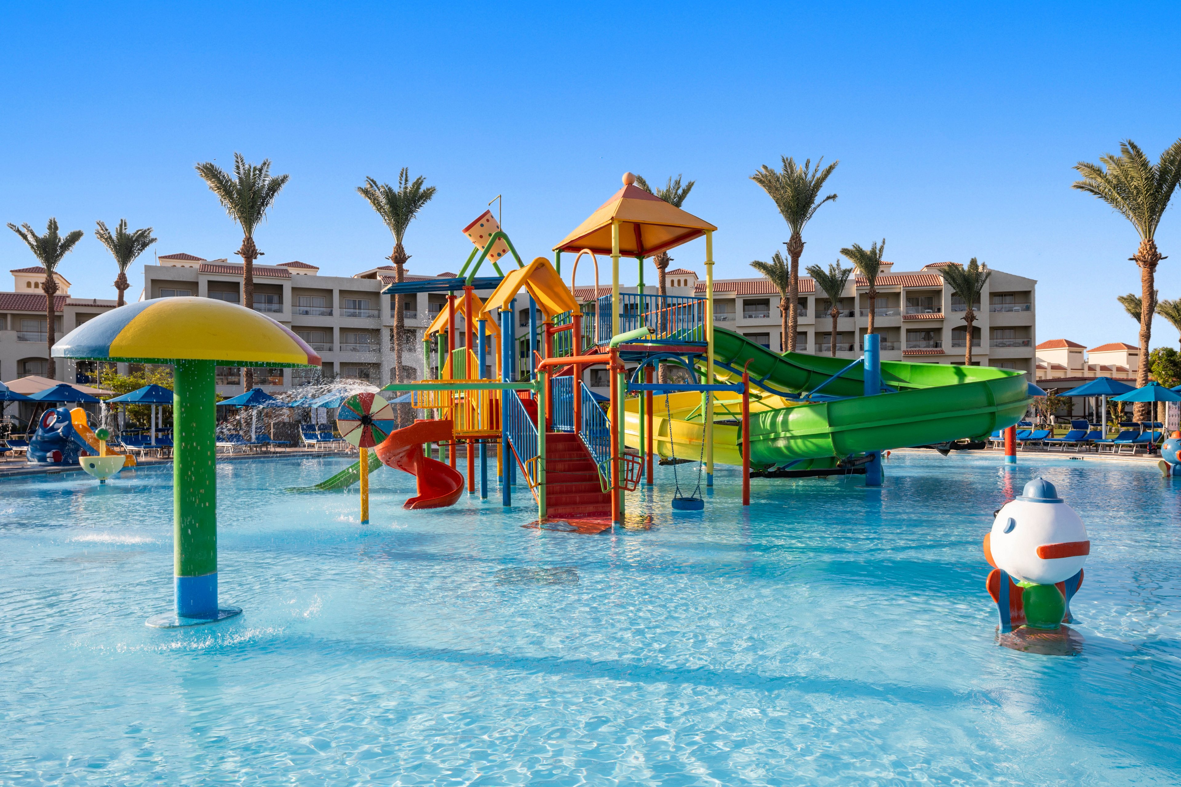 Pickalbatros Dana Beach Resort