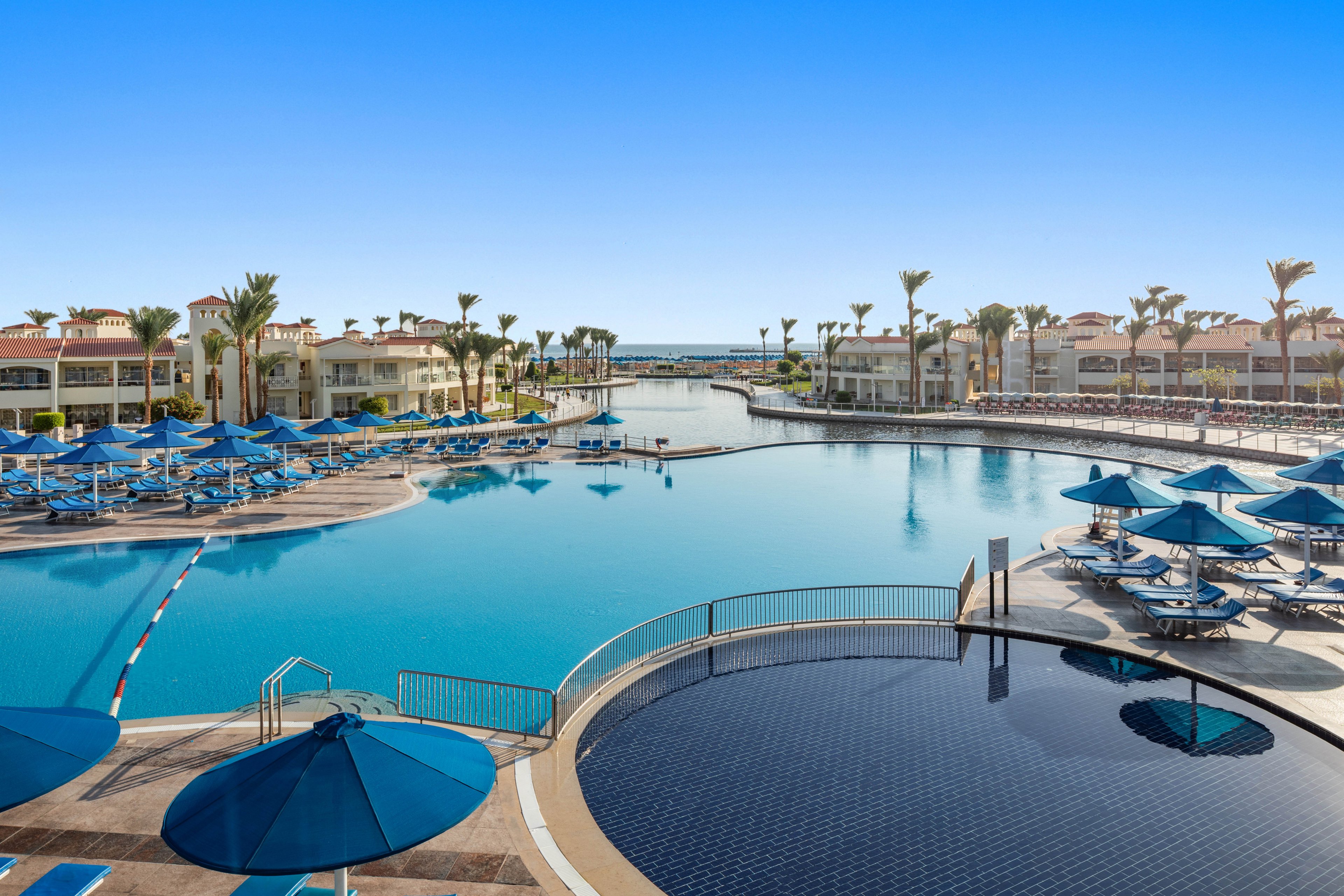 Pickalbatros Dana Beach Resort