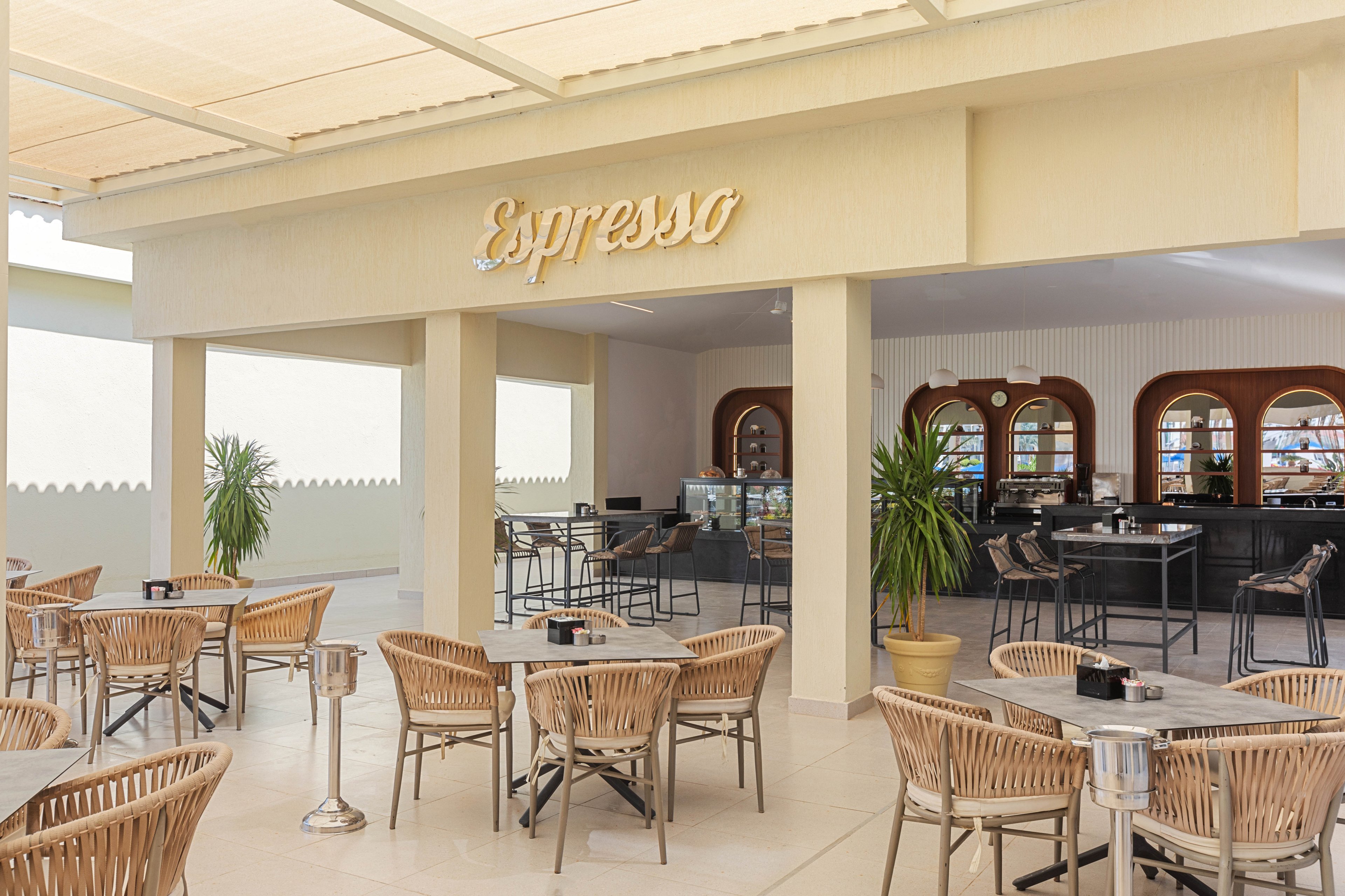 Pickalbatros Dana Beach Resort