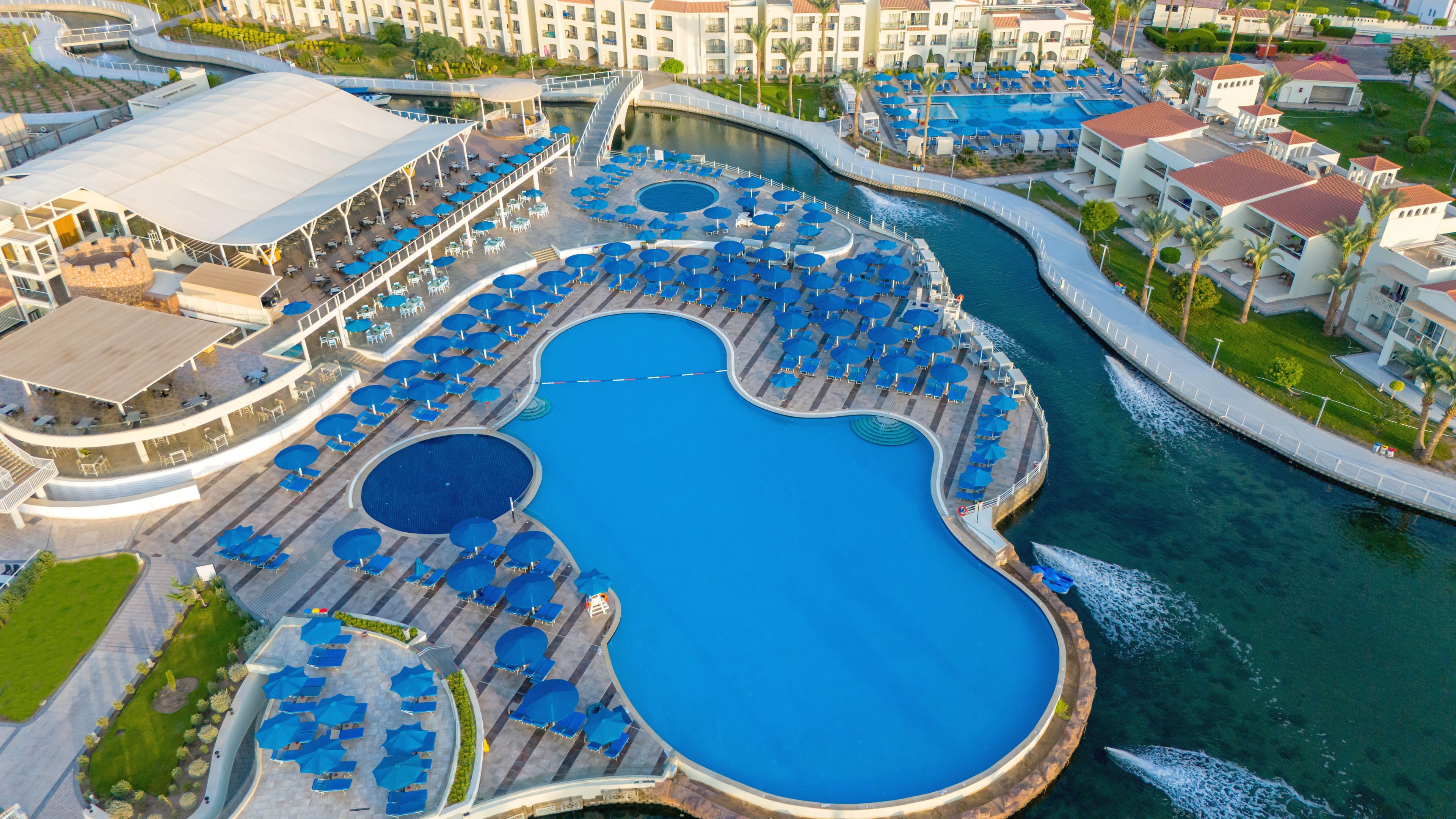 Pickalbatros Dana Beach Resort