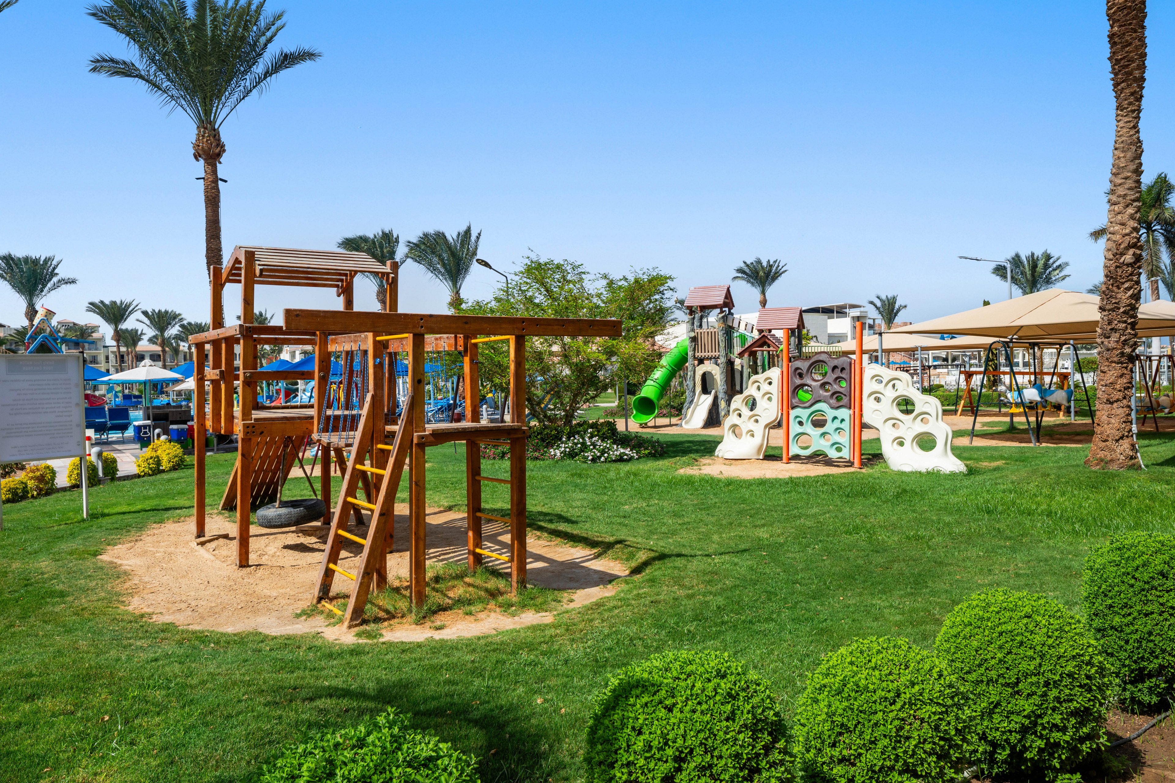 Pickalbatros Dana Beach Resort