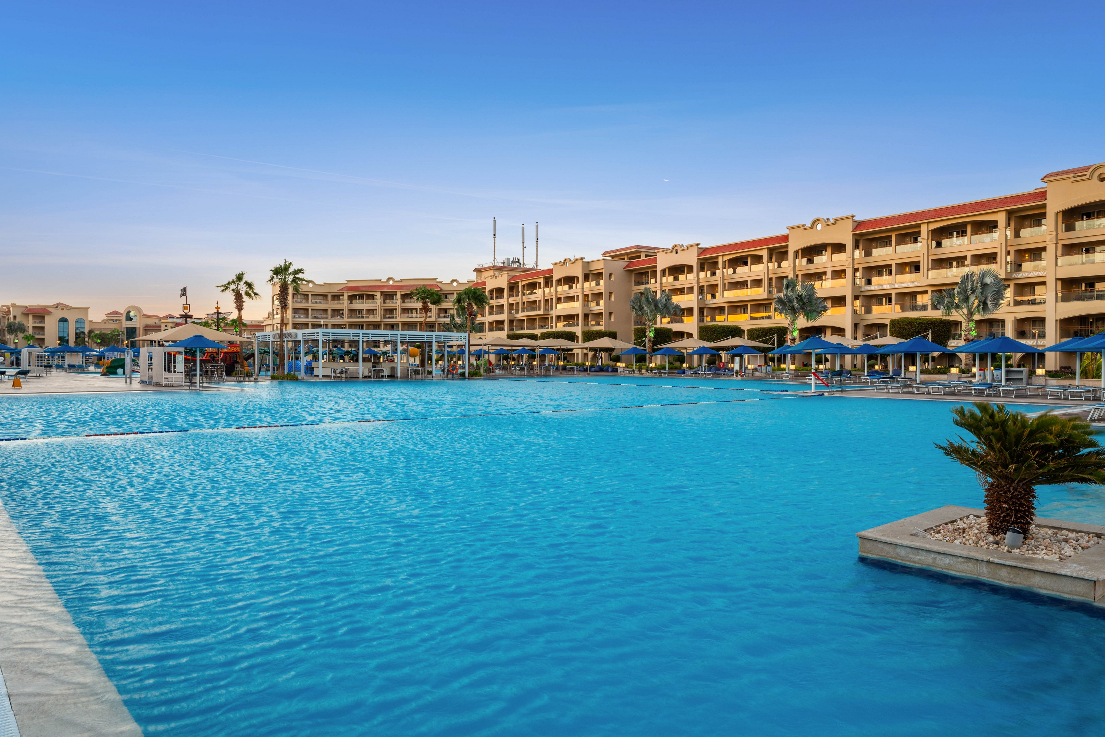 Pickalbatros White Beach Resort Hurghada