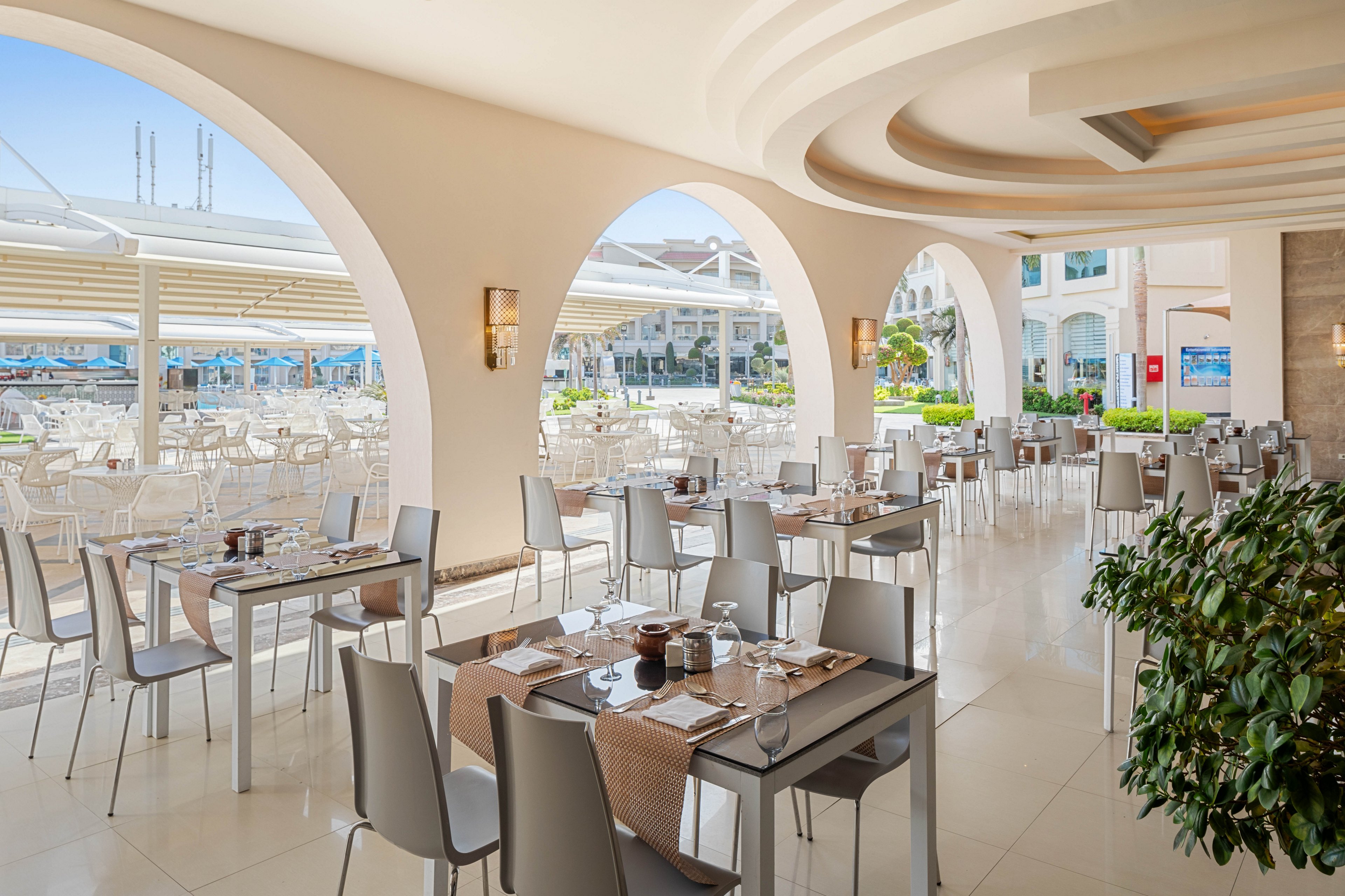 Pickalbatros White Beach Resort Hurghada