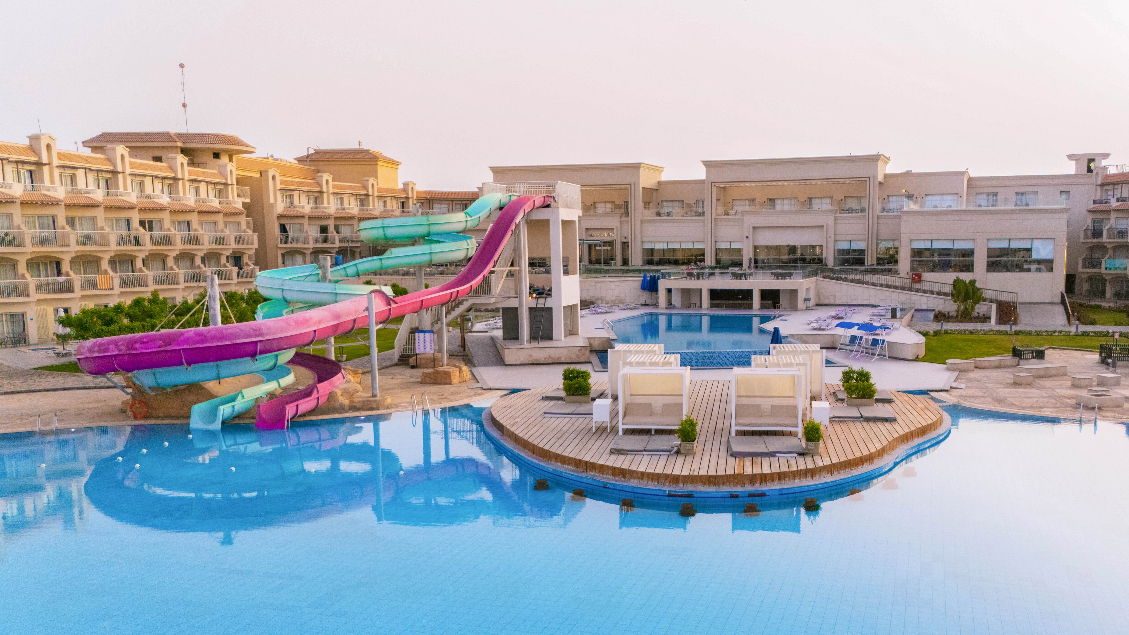 The V Luxury Resort Sahl Hasheesh