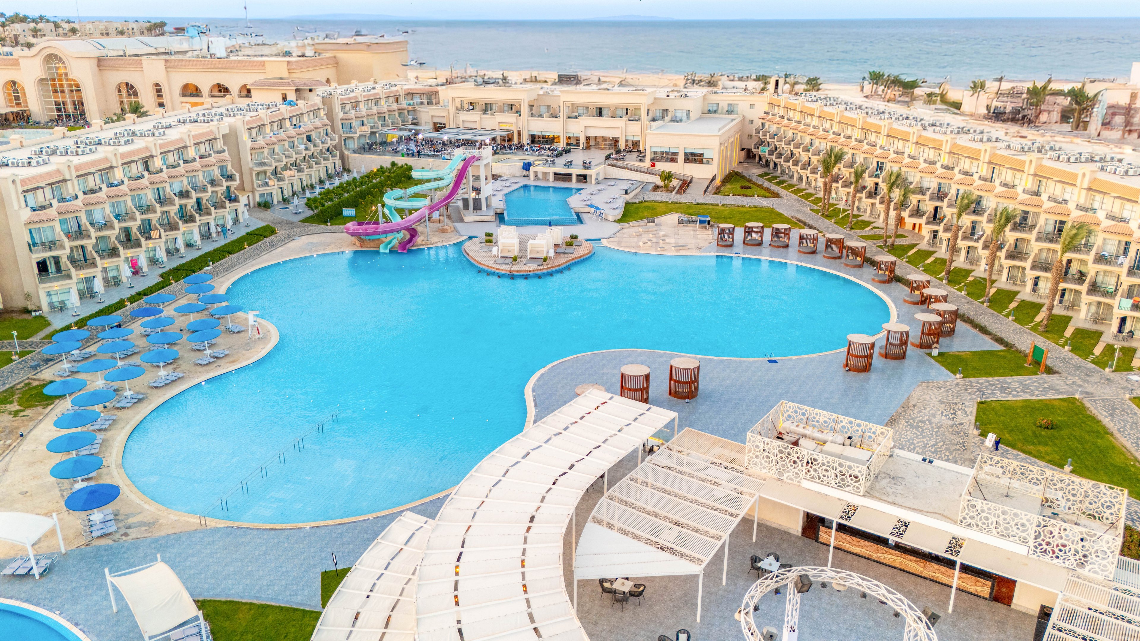 The V Luxury Resort Sahl Hasheesh