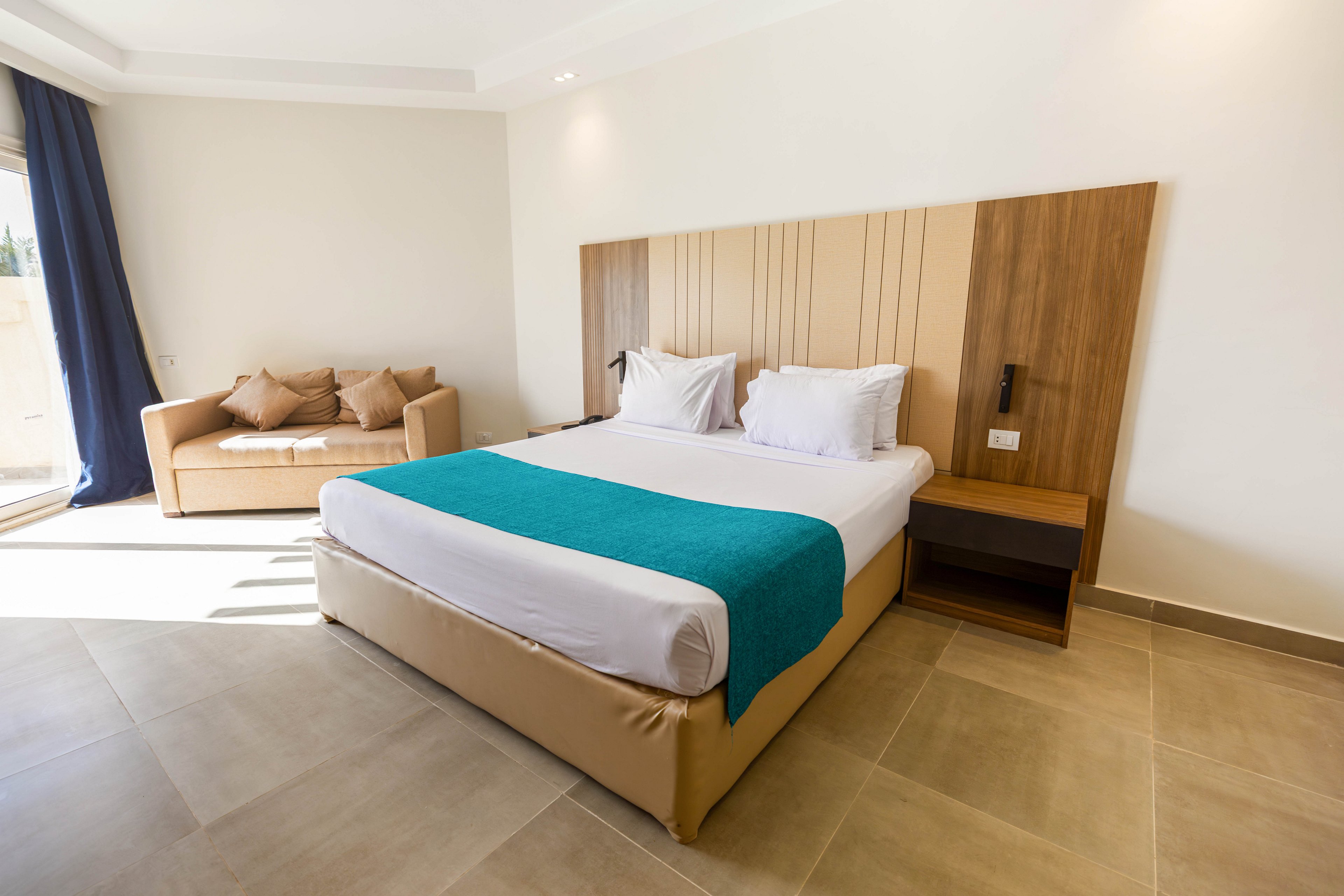 V Grand Resort Sahl Hasheesh