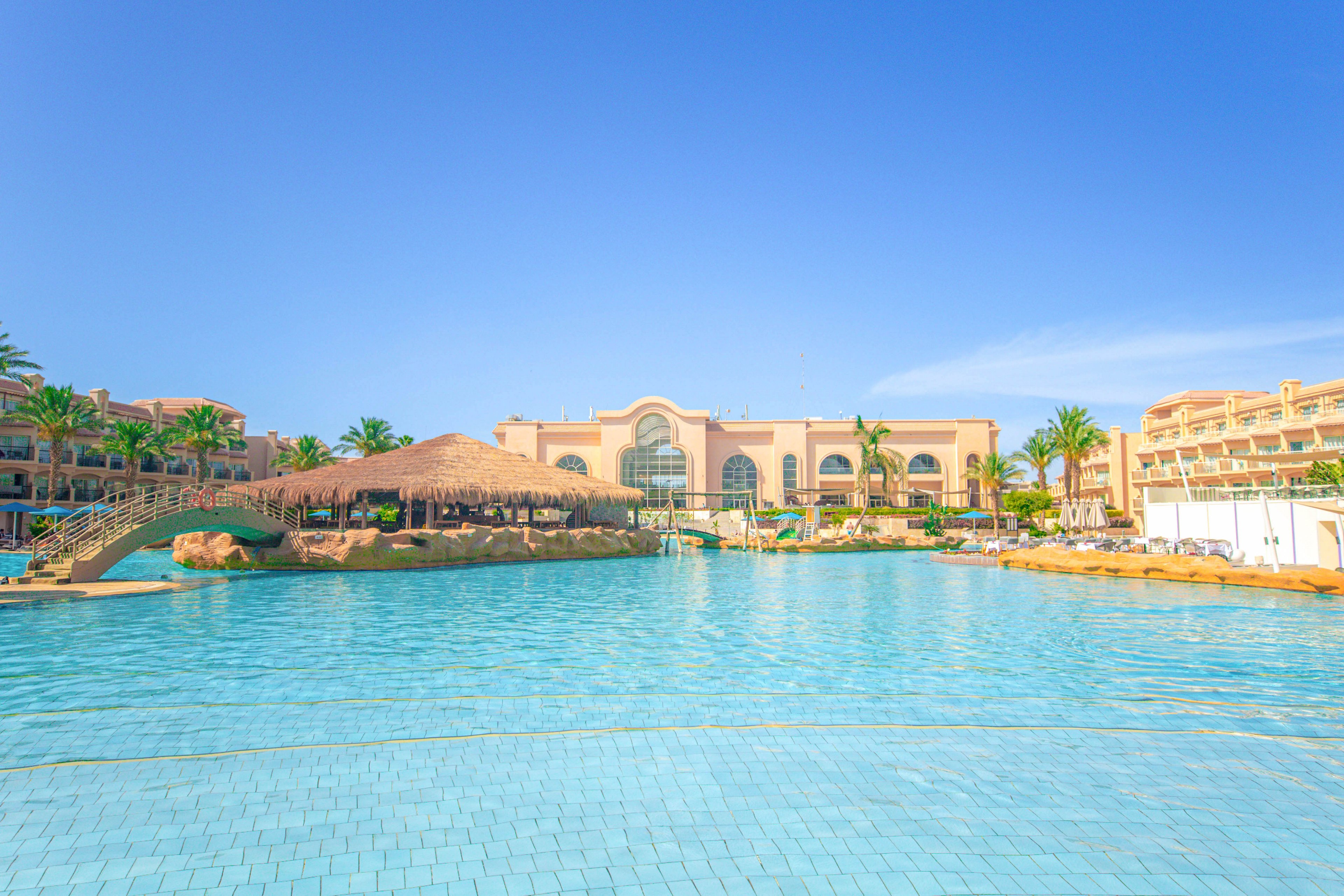 V Grand Resort Sahl Hasheesh