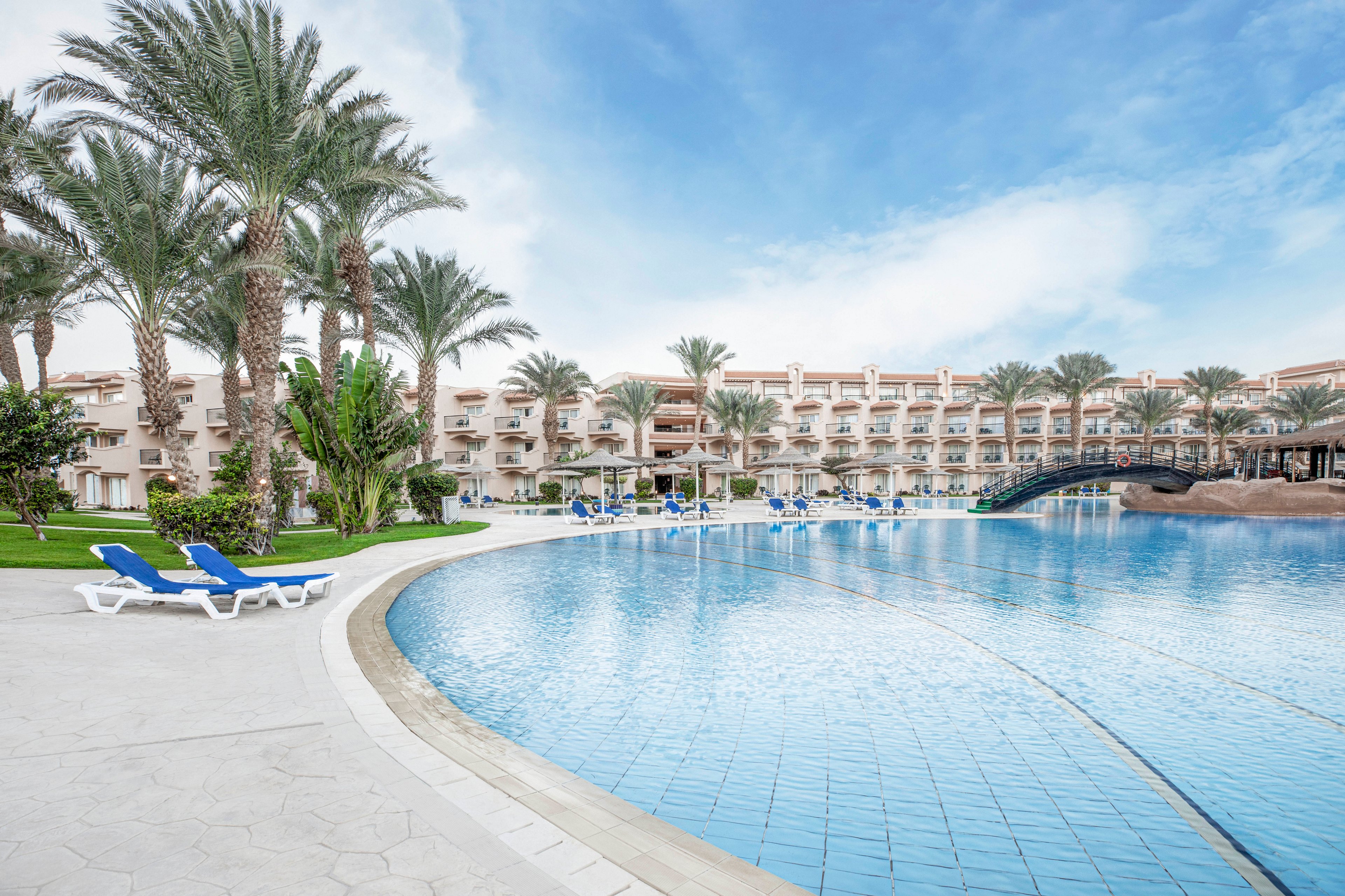 V Grand Resort Sahl Hasheesh