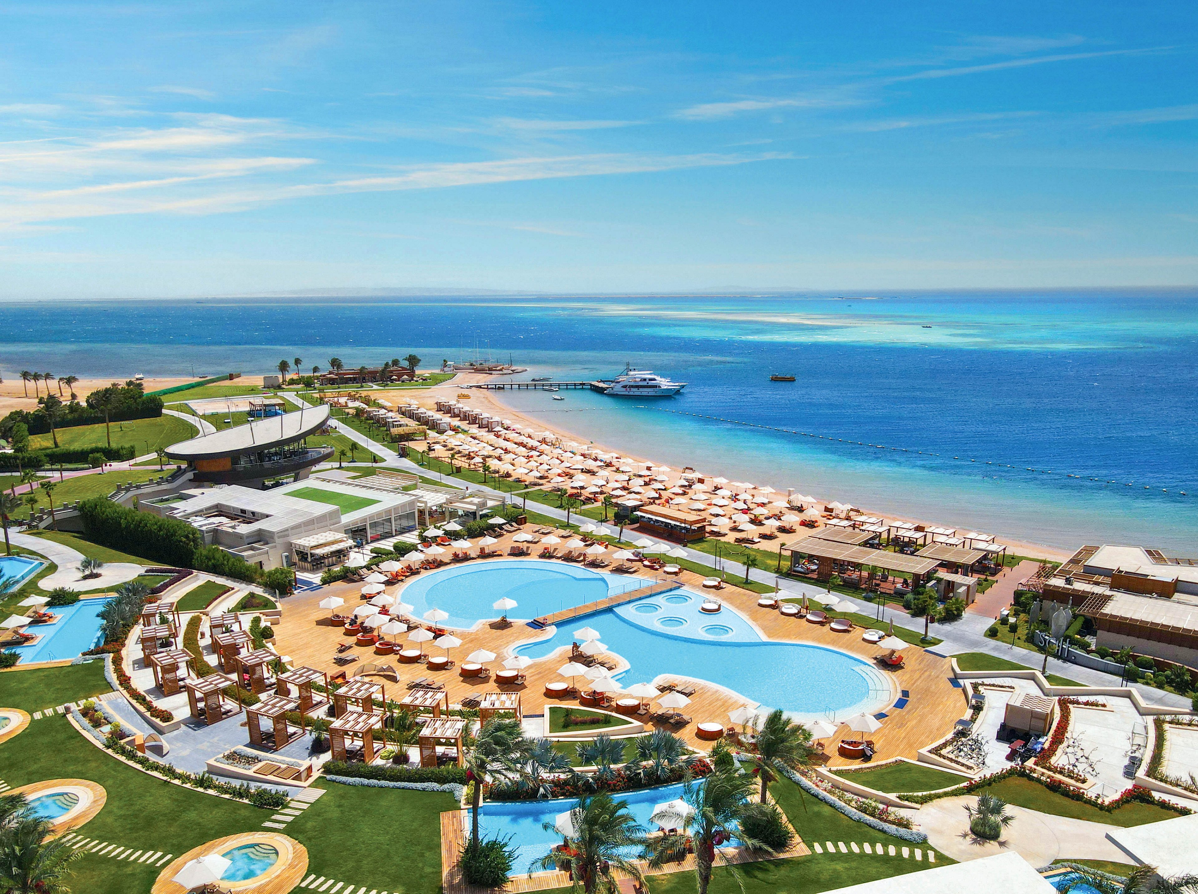 Rixos Premium Magawish Suites and Villas