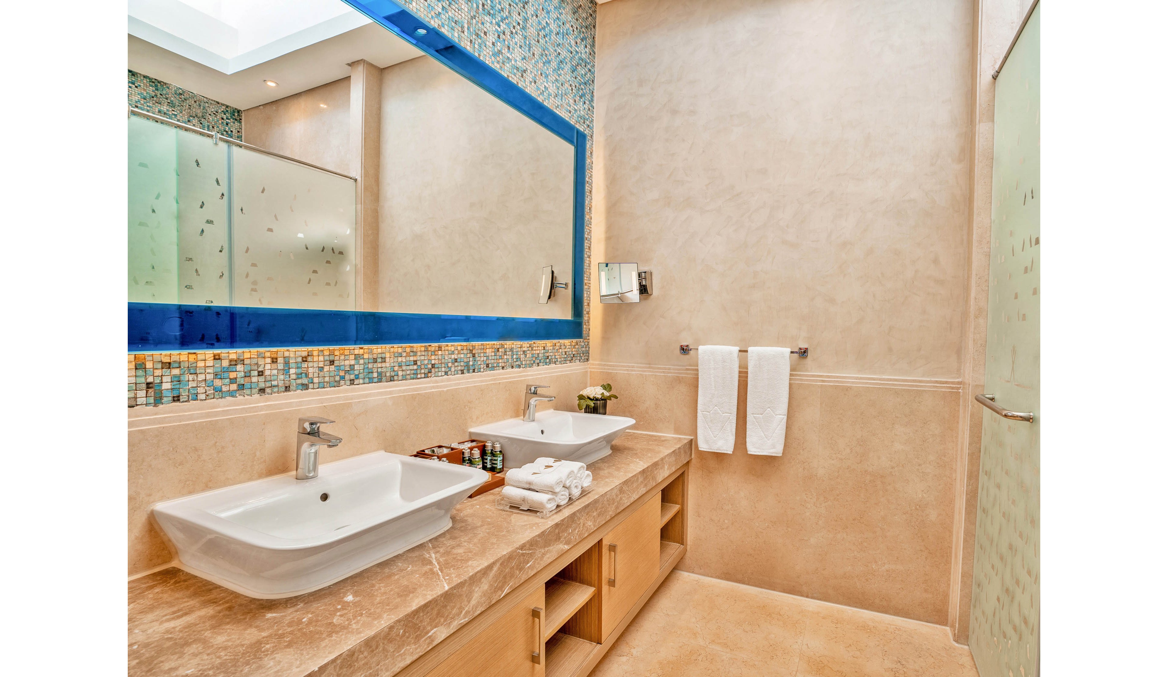 Rixos Premium Magawish Suites and Villas